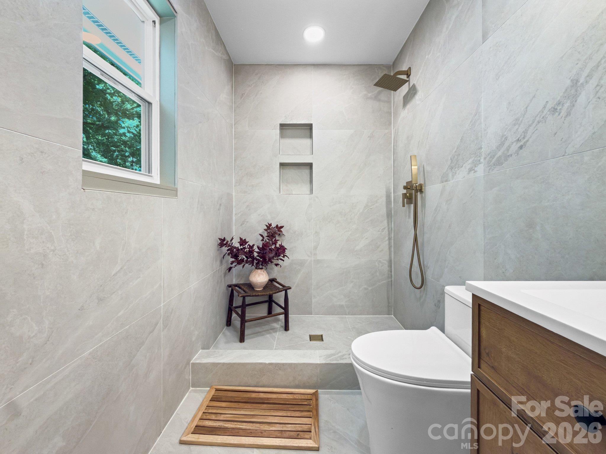 32 Bowen Drive Property Photo 33