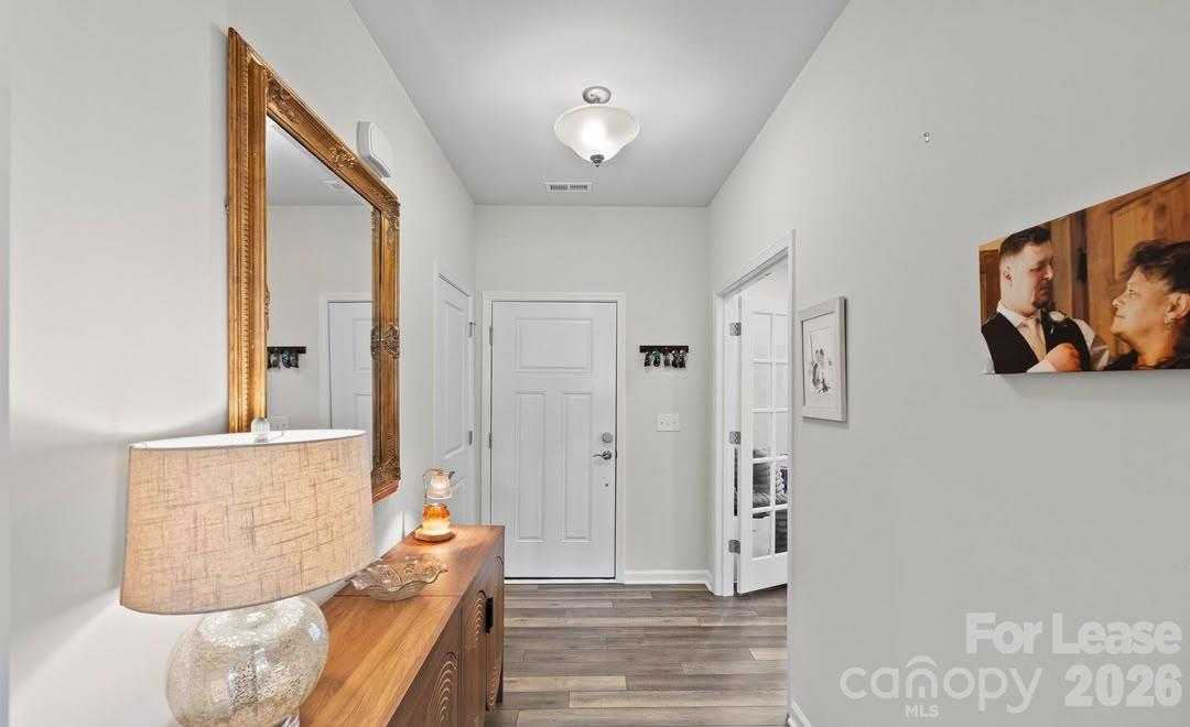 2501 Friars Court Property Photo 12