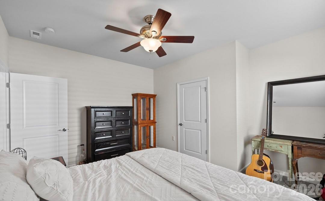 2501 Friars Court Property Photo 20