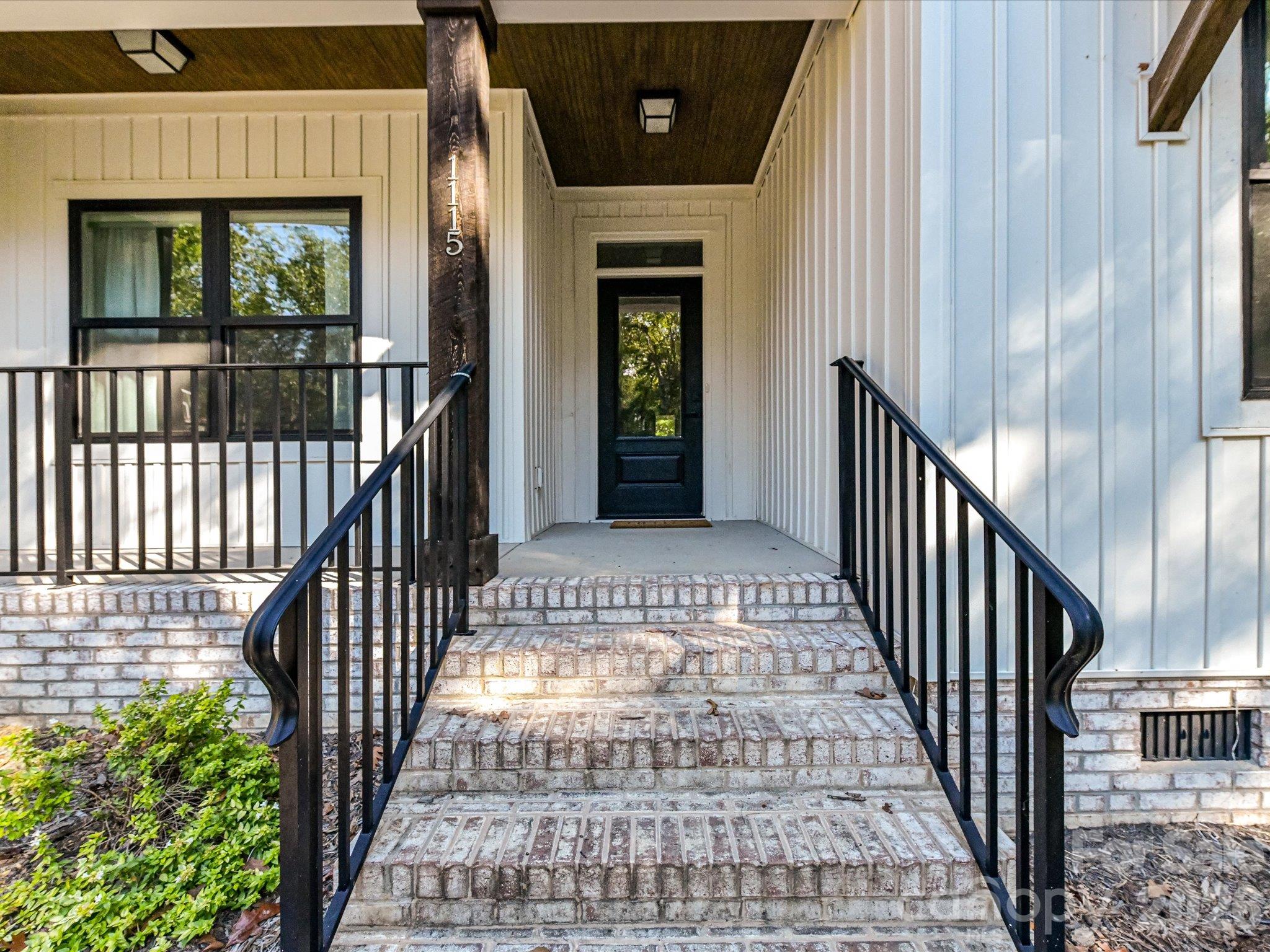 1115 Zeb Helms Road Property Photo 27
