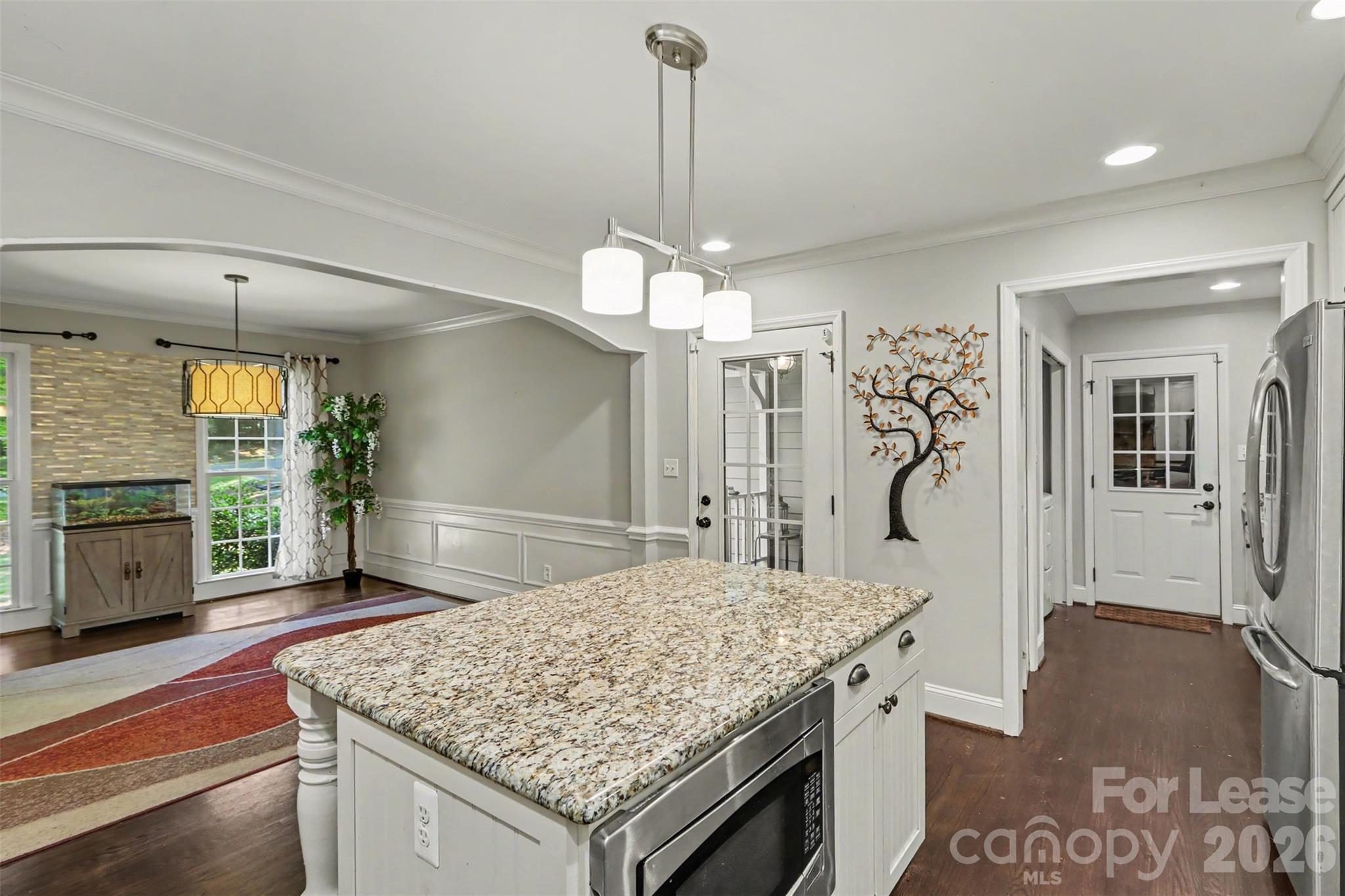 5812 Camelot Road Property Photo 16