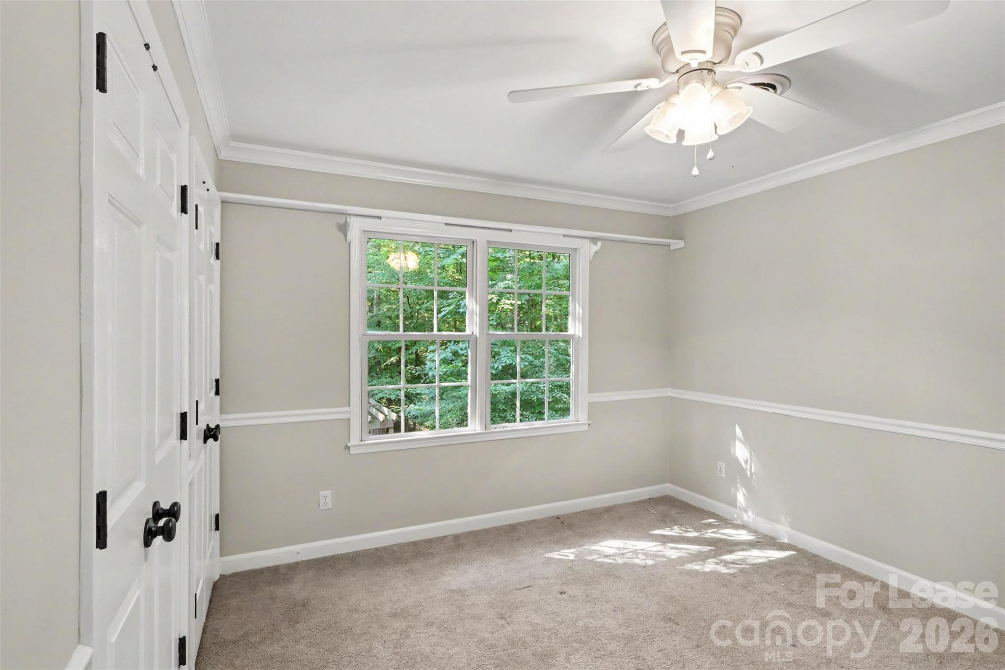 5812 Camelot Road Property Photo 25