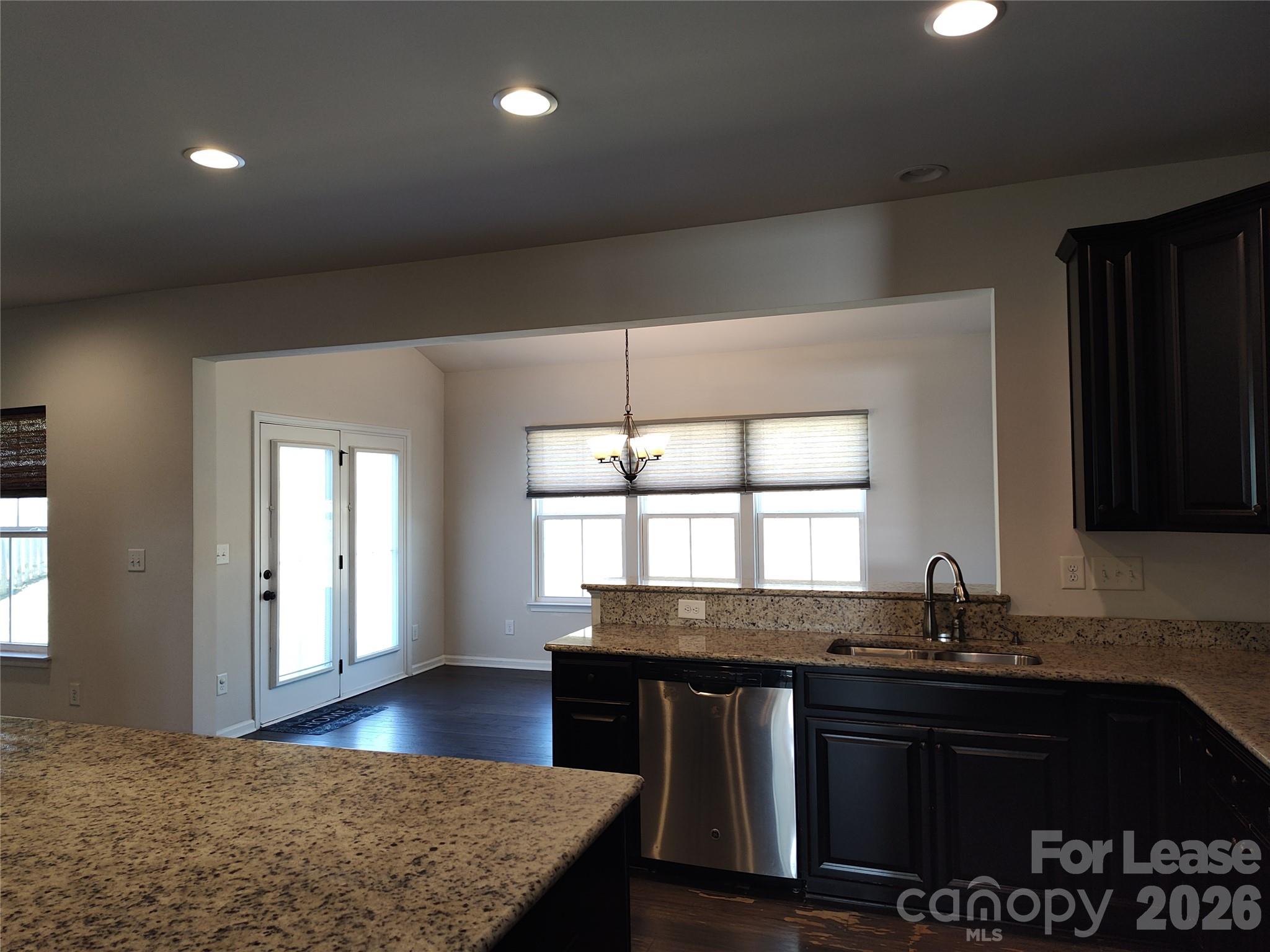 1737 Mill Creek Lane Property Photo 5