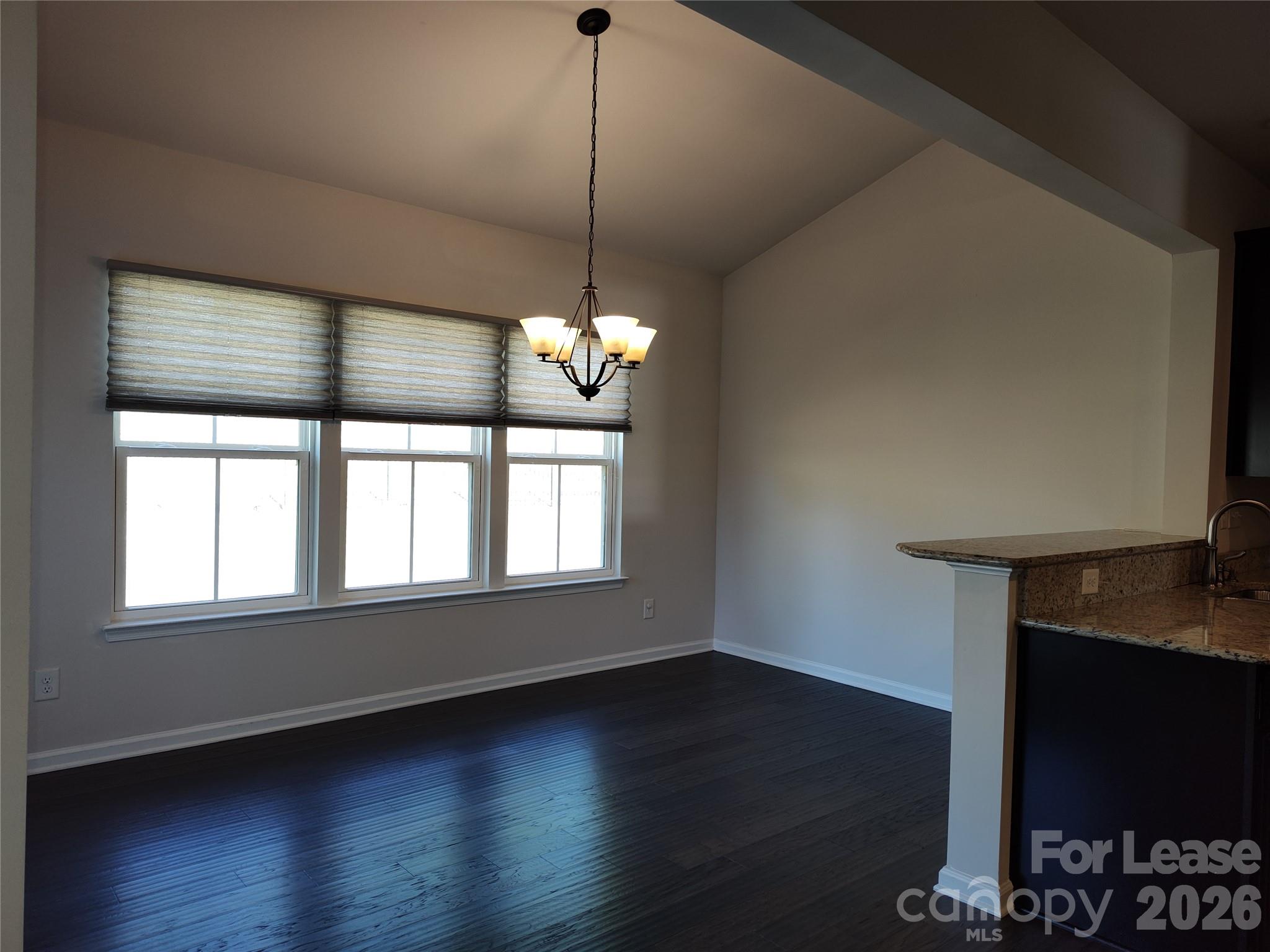 1737 Mill Creek Lane Property Photo 6