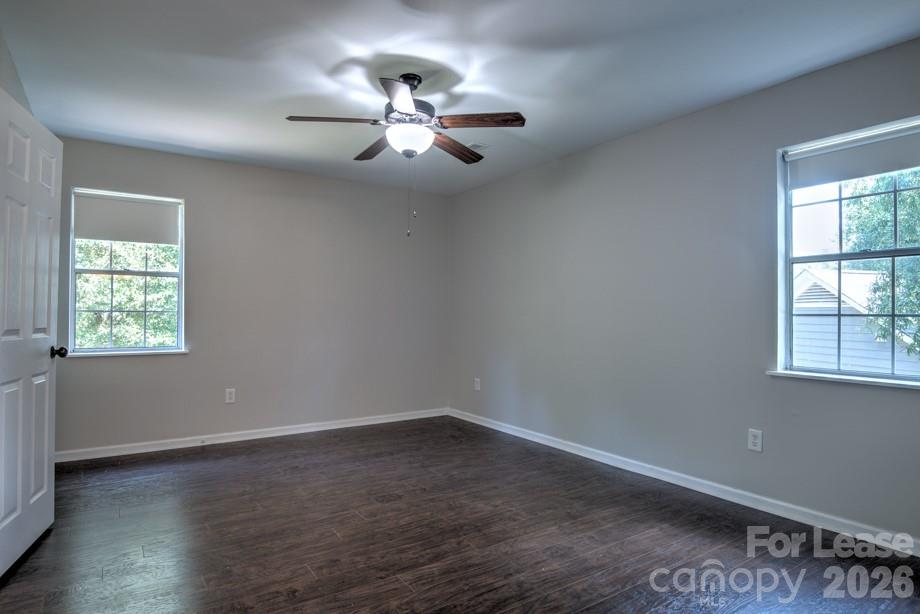 11205 Vintage Lane Property Photo 10