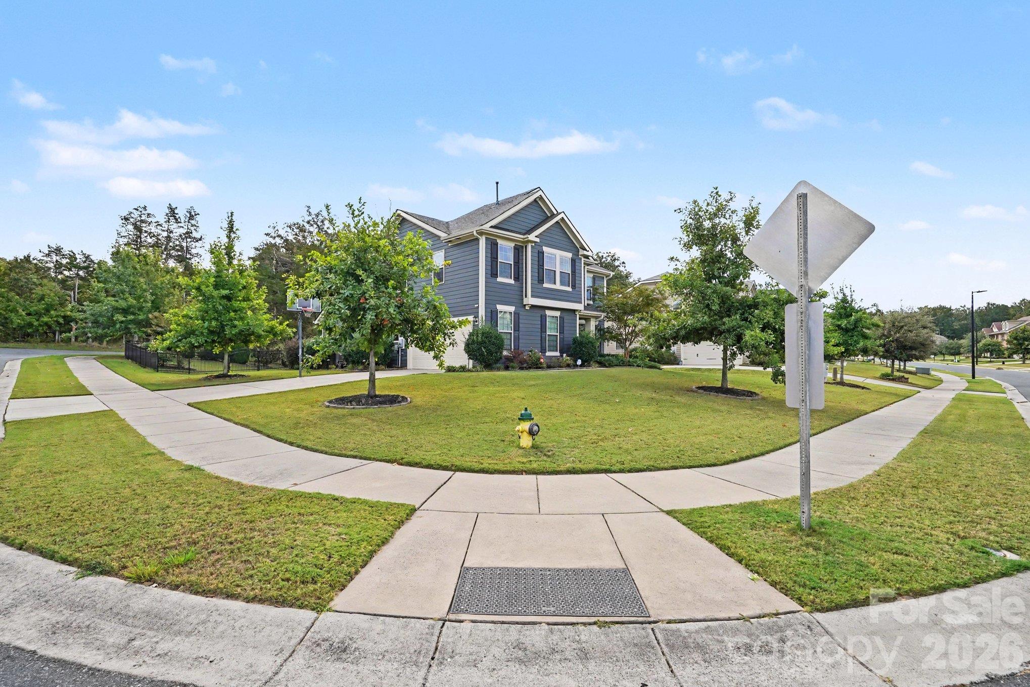8340 Breton Way Property Photo 3