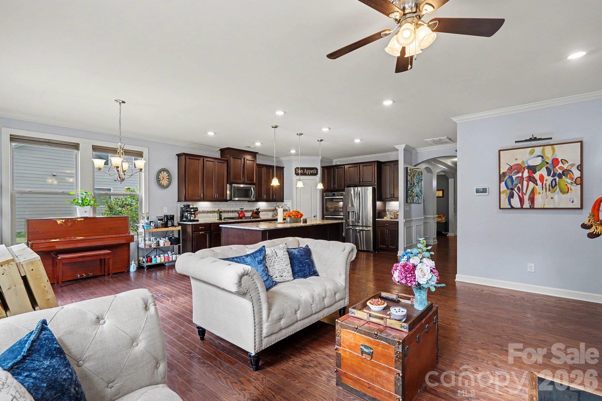 8340 Breton Way Property Photo 8