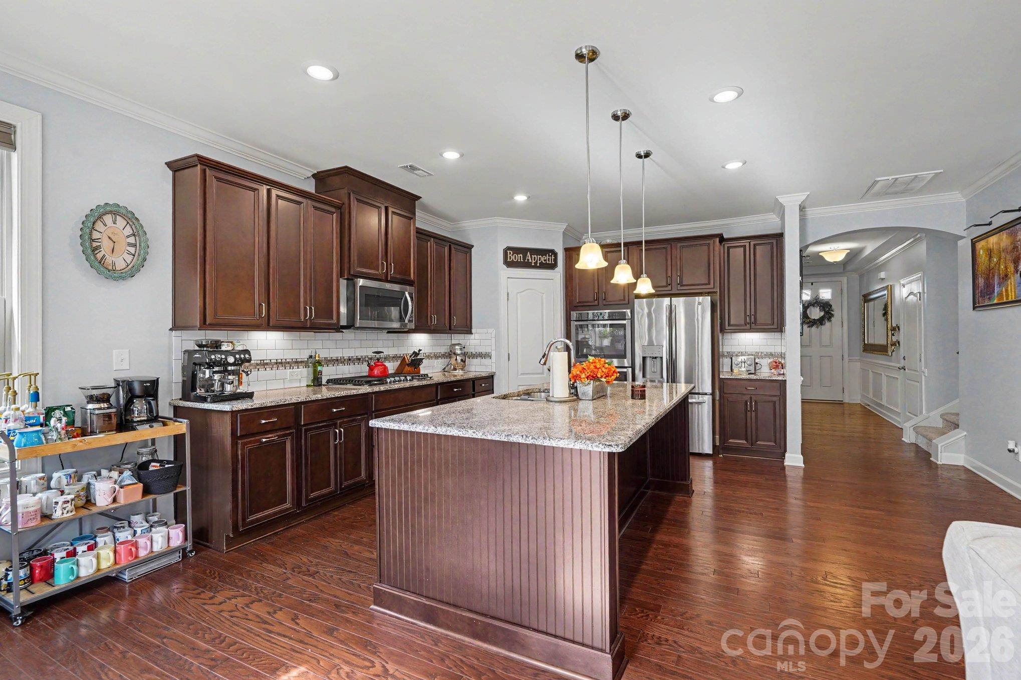 8340 Breton Way Property Photo 16