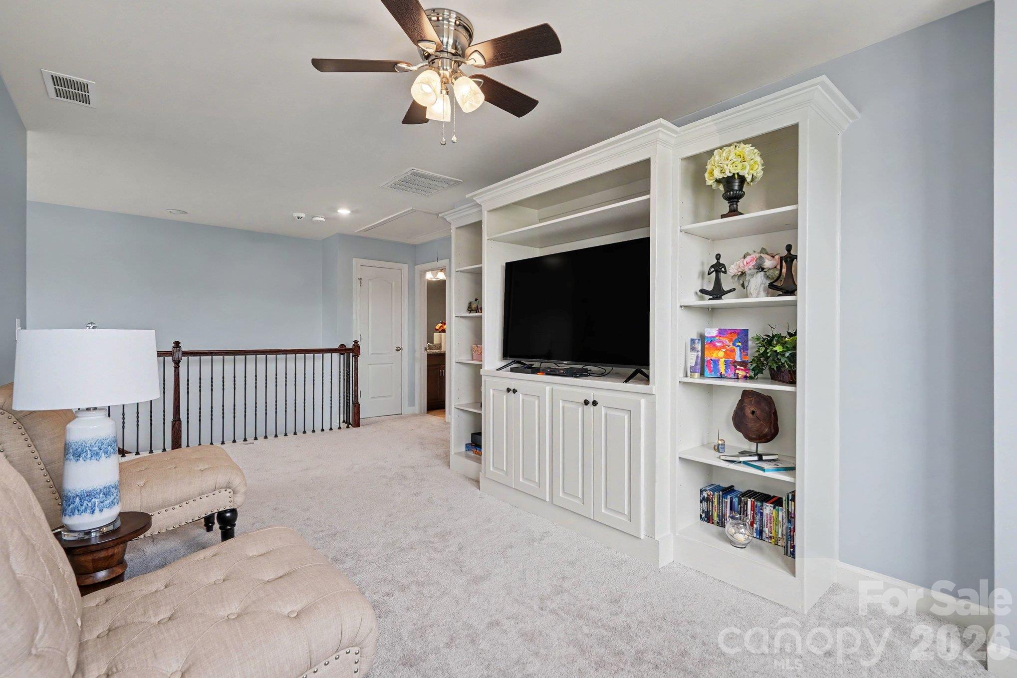 8340 Breton Way Property Photo 39