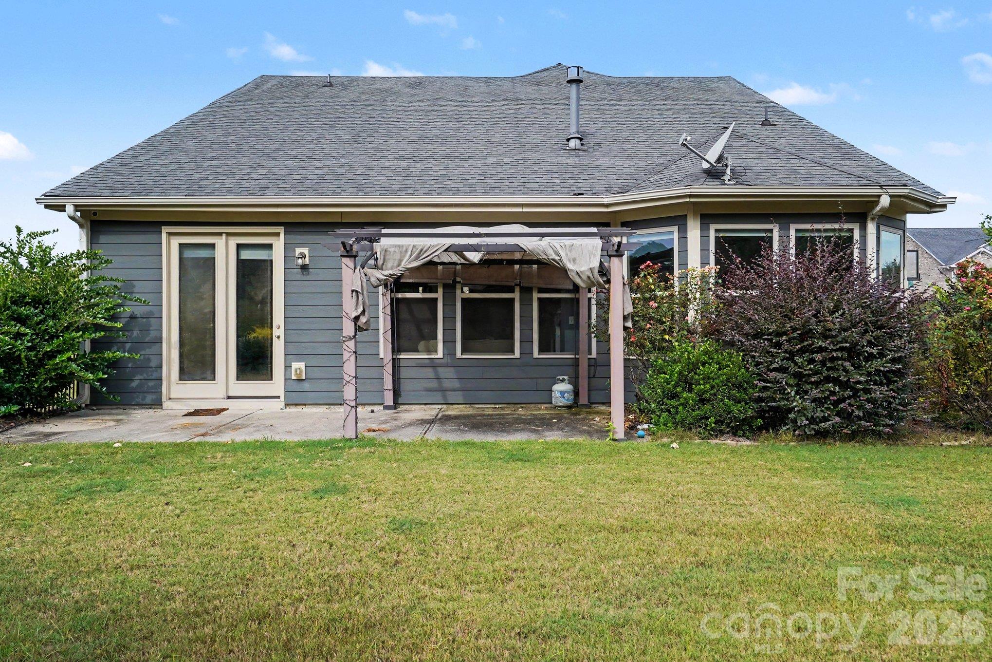 8340 Breton Way Property Photo 44