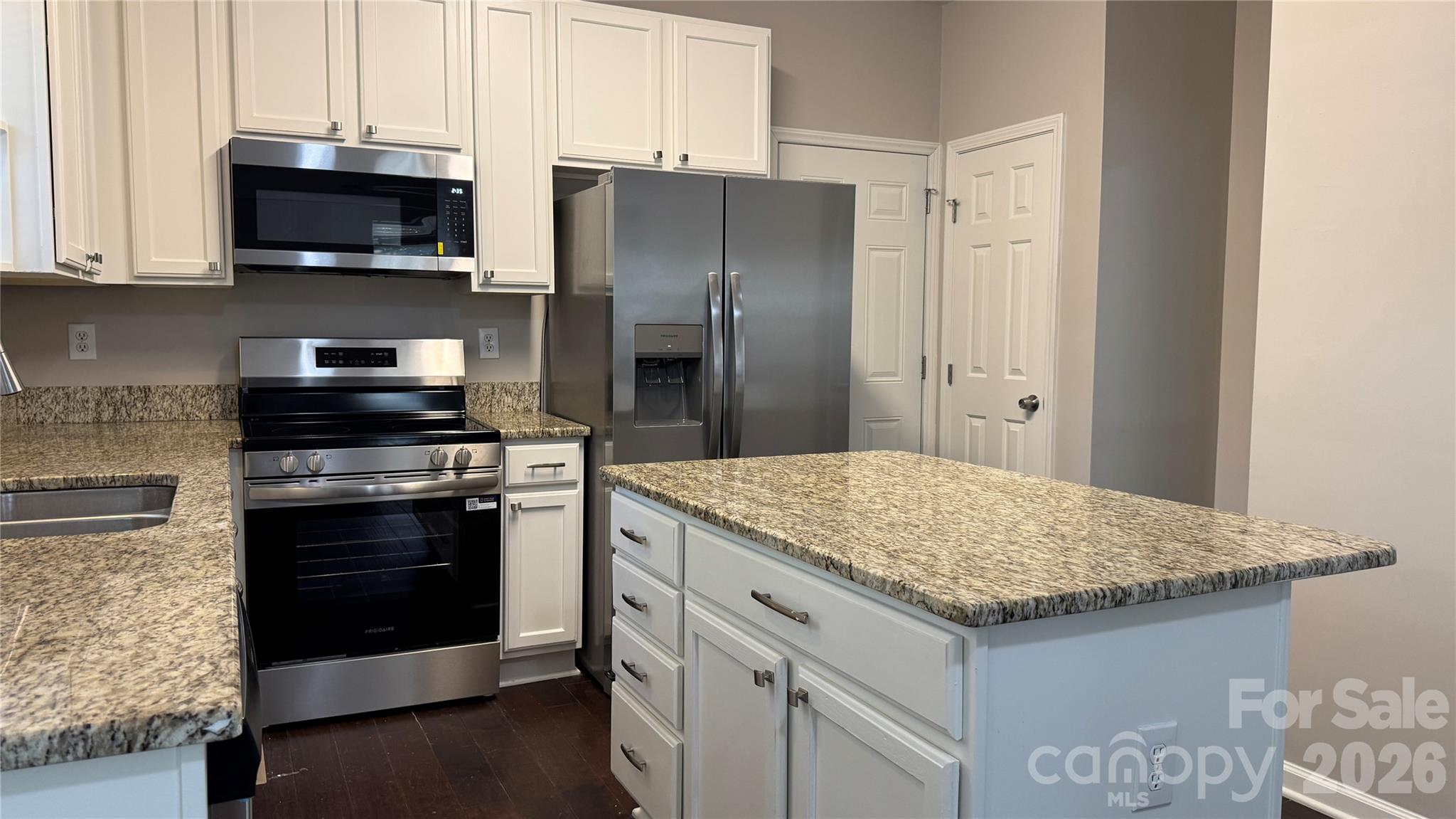 13611 Toka Court Property Photo 10
