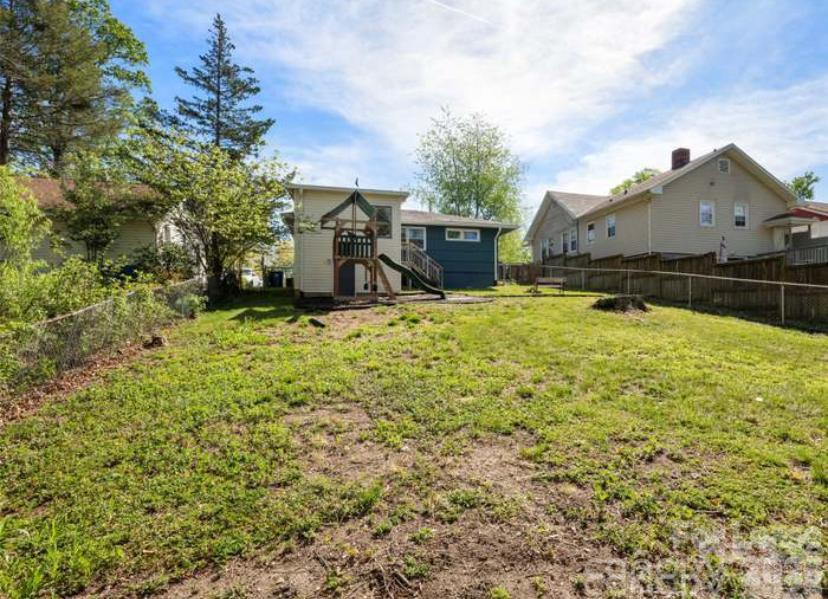 68 Vandalia Avenue Property Photo 1