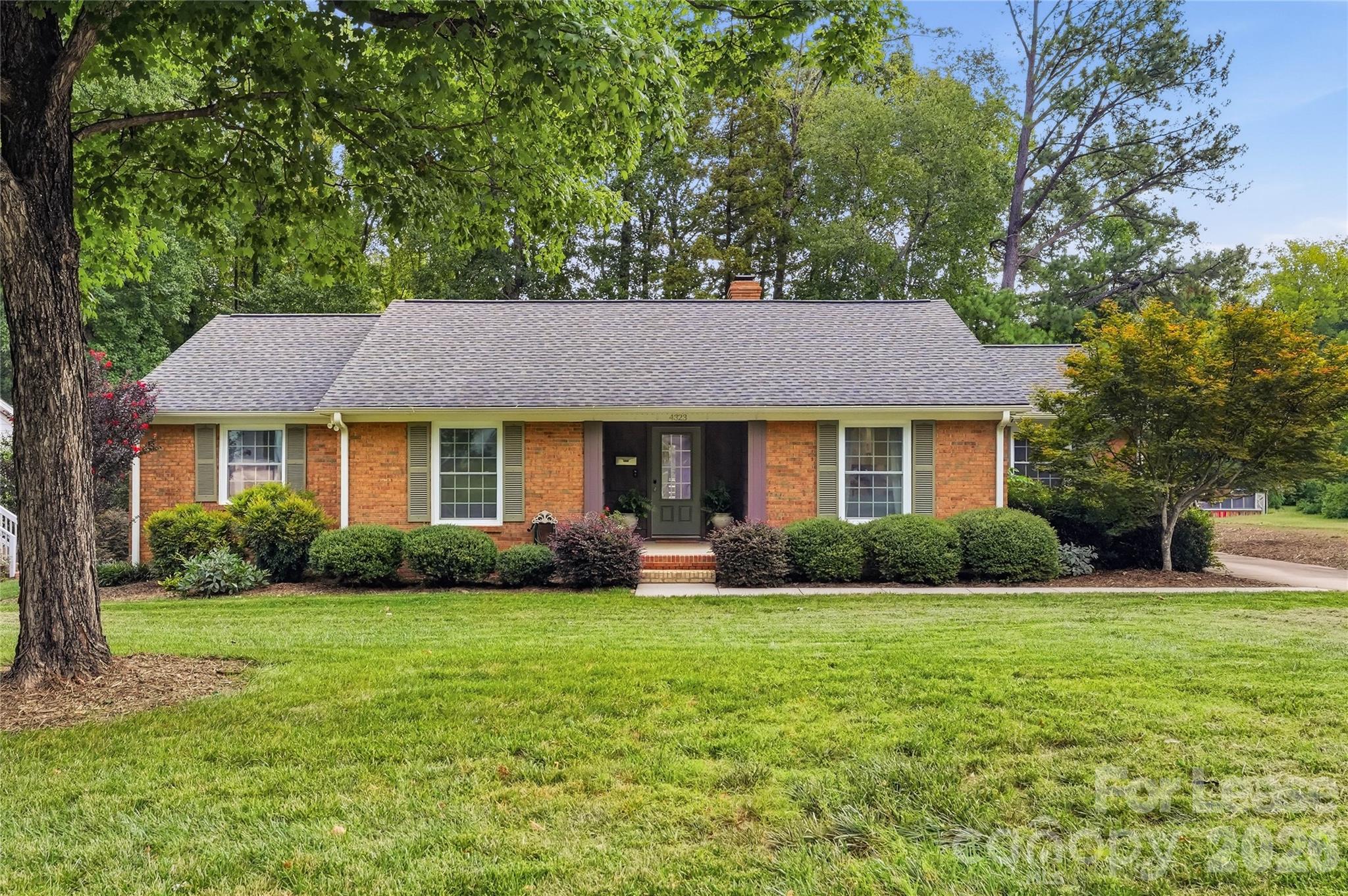 4323 Emory Lane Property Photo 2