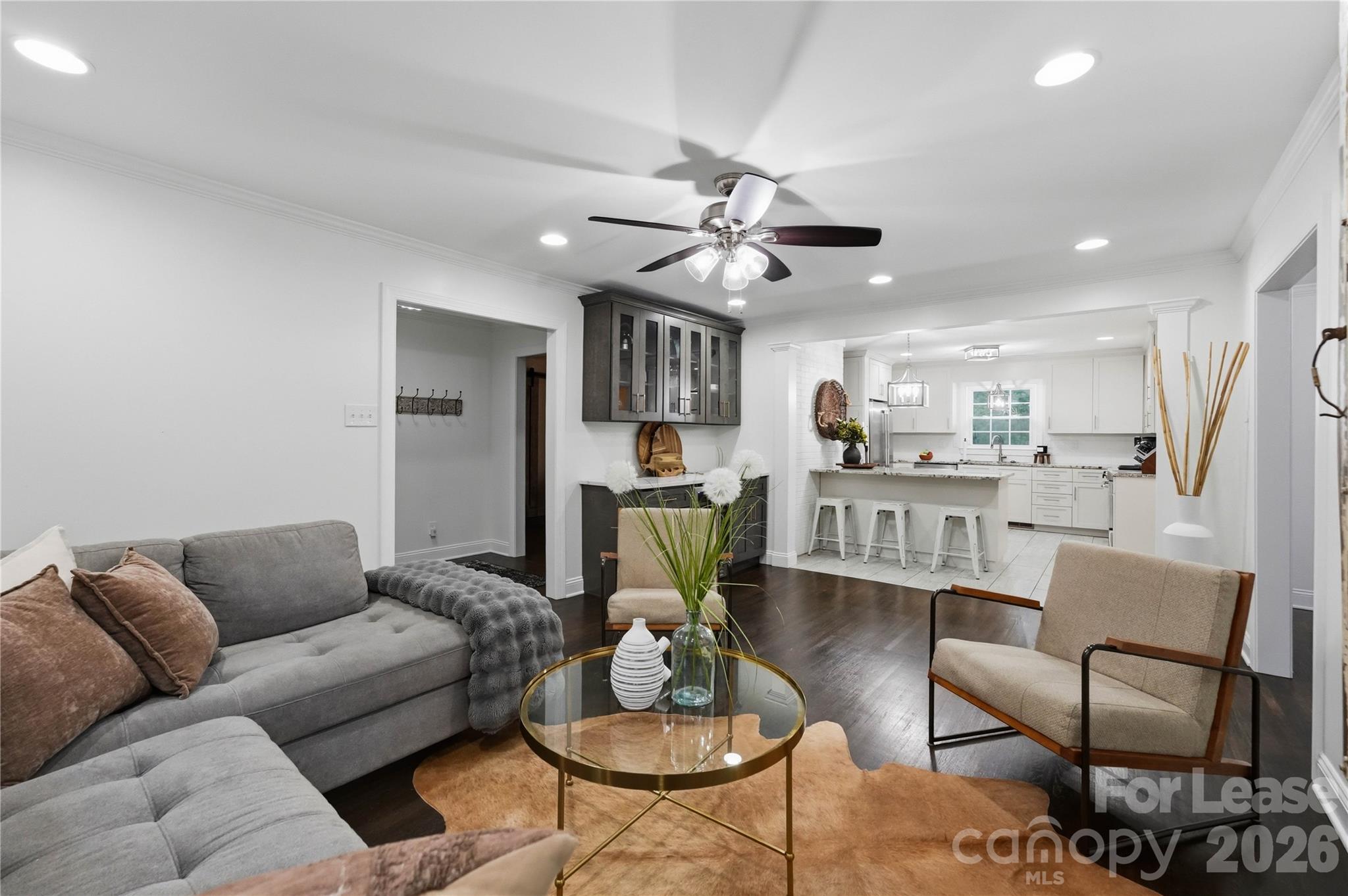 4323 Emory Lane Property Photo 10
