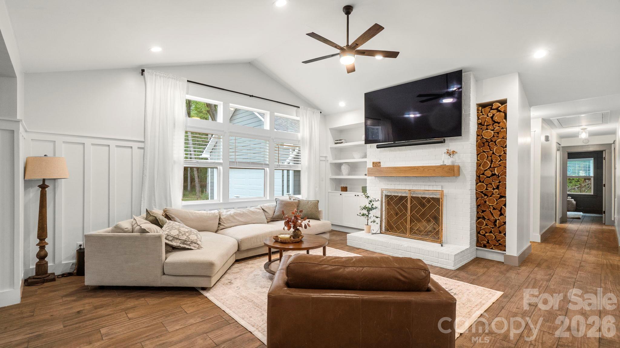 10930 Beatties Ford Road Property Photo 9