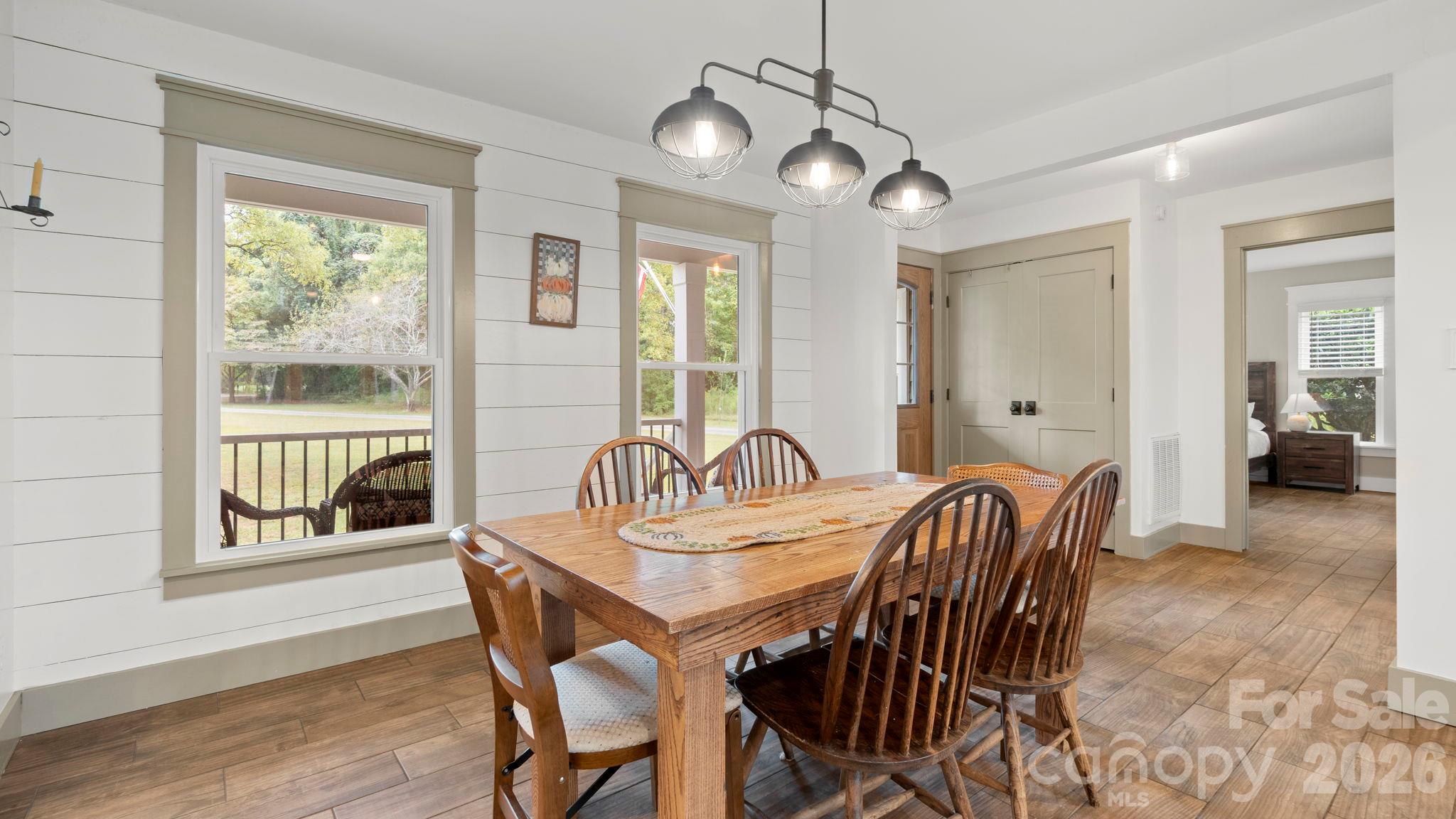 10930 Beatties Ford Road Property Photo 11