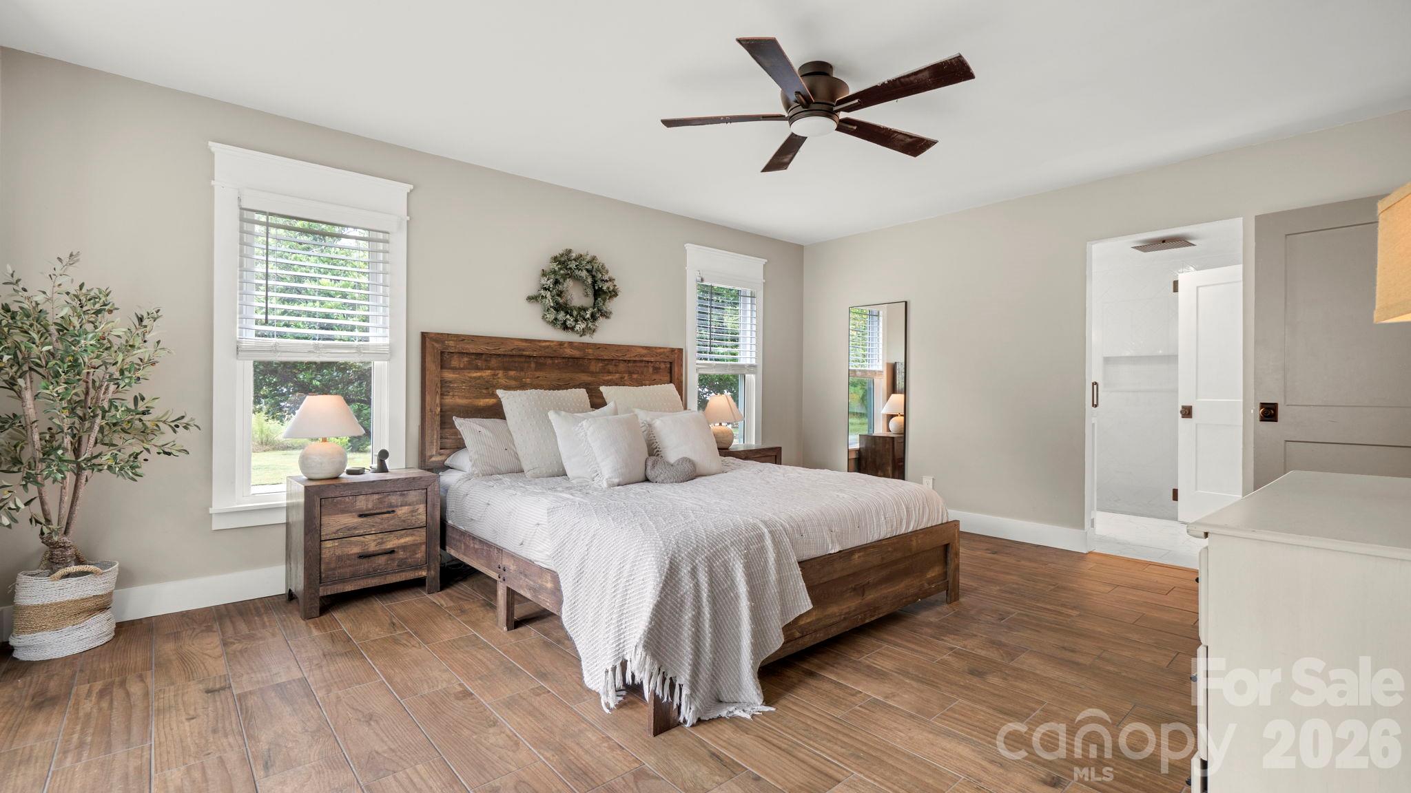 10930 Beatties Ford Road Property Photo 12