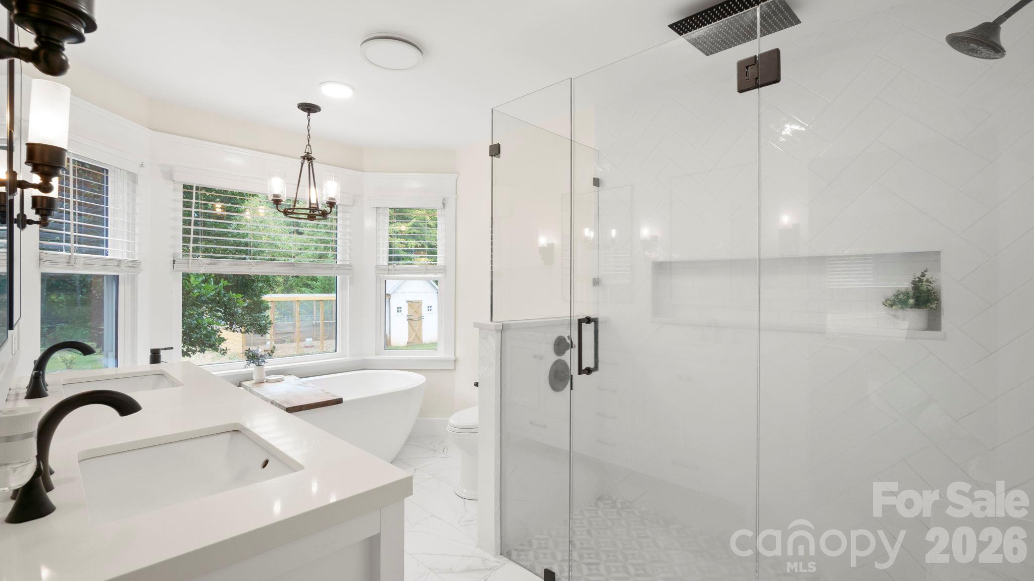 10930 Beatties Ford Road Property Photo 13
