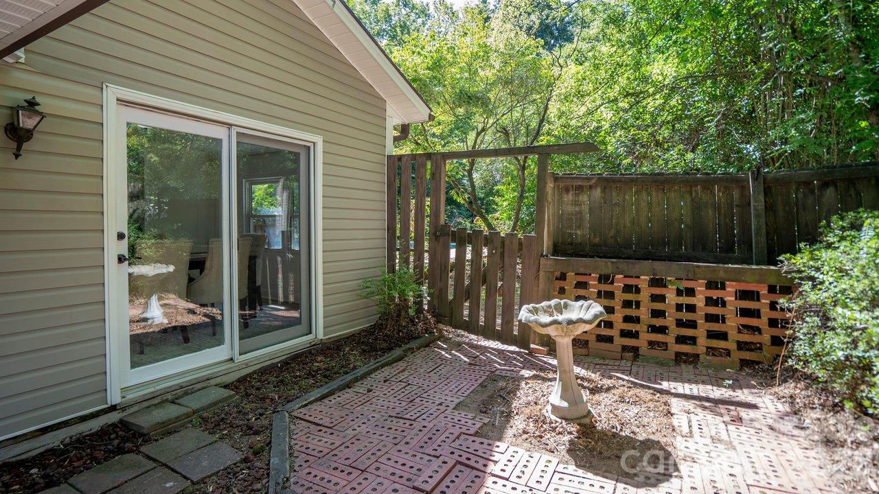 78 Stonecrest Circle Property Photo 37