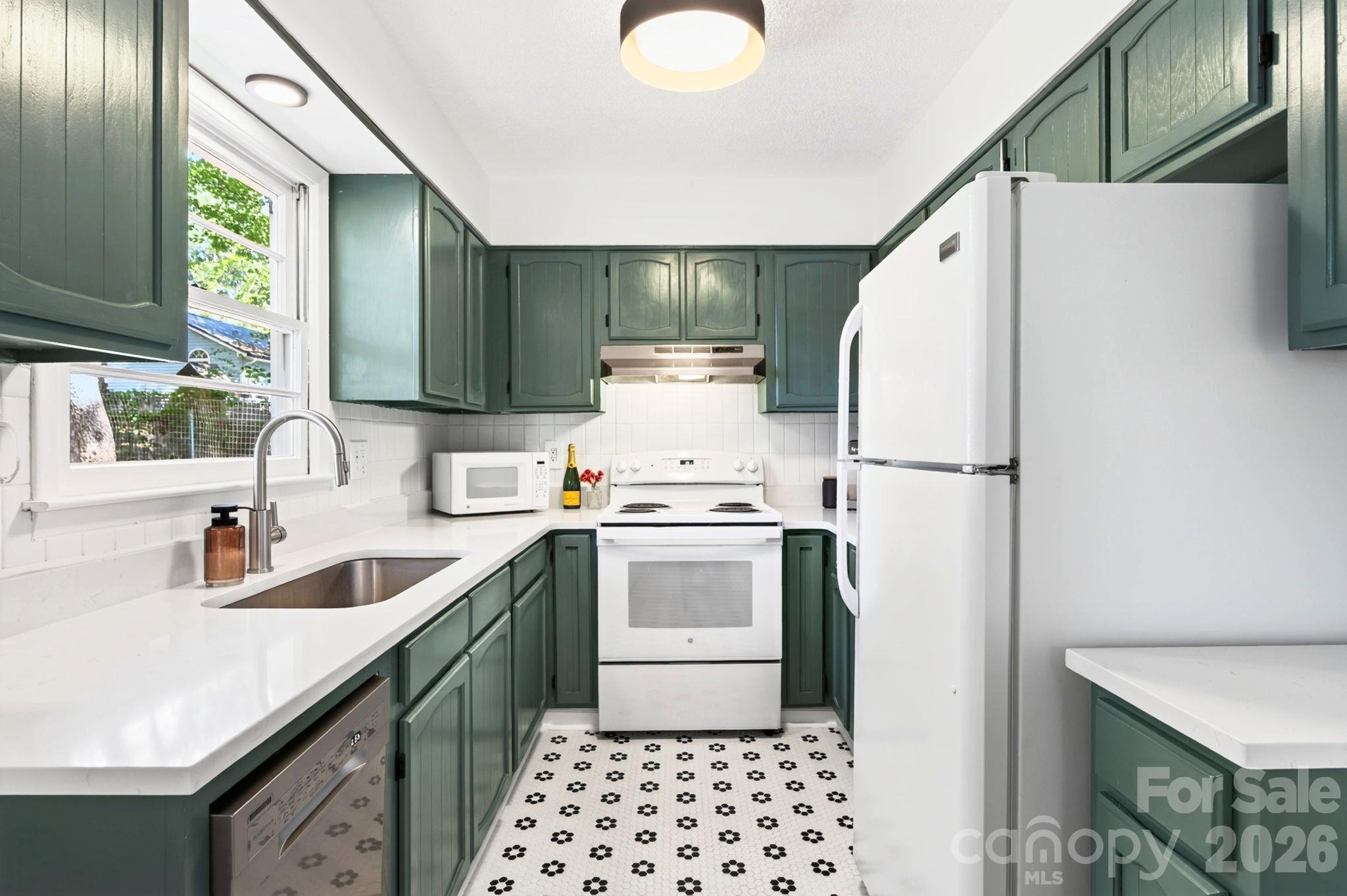49 Harris Avenue Property Photo 10