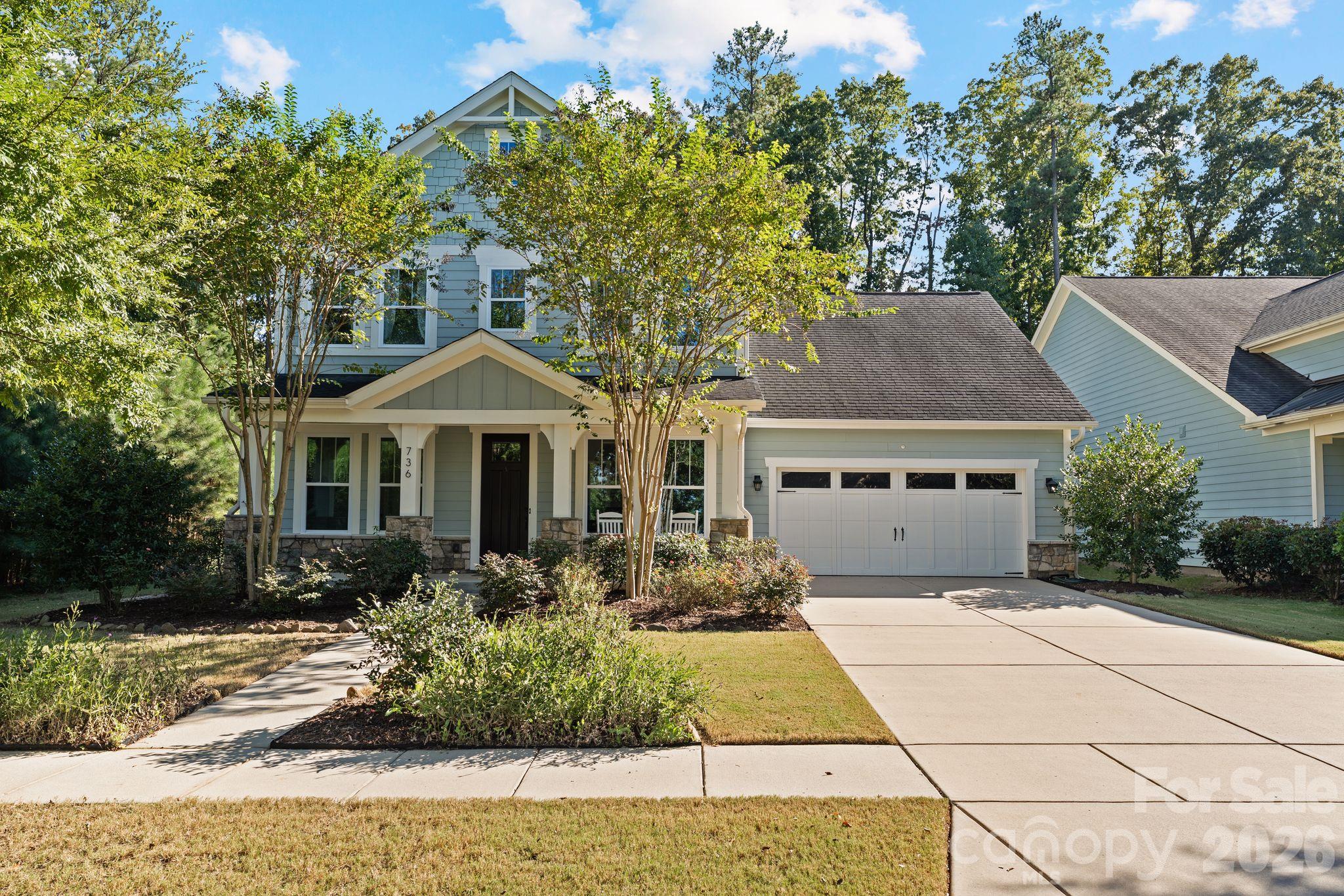 736 Yellow Jessamine Drive Property Photo 1