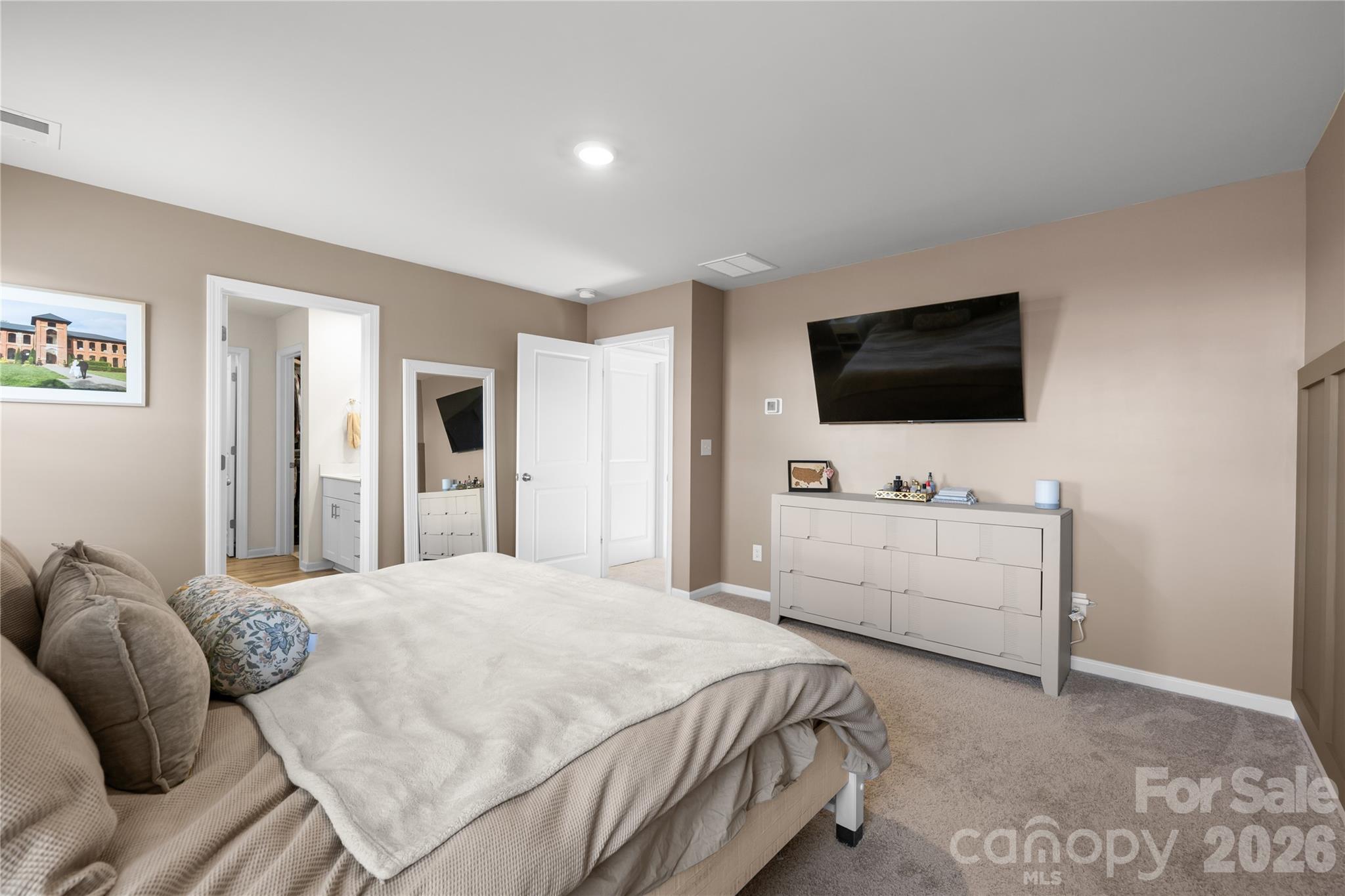 1107 Harland Street Property Photo 11