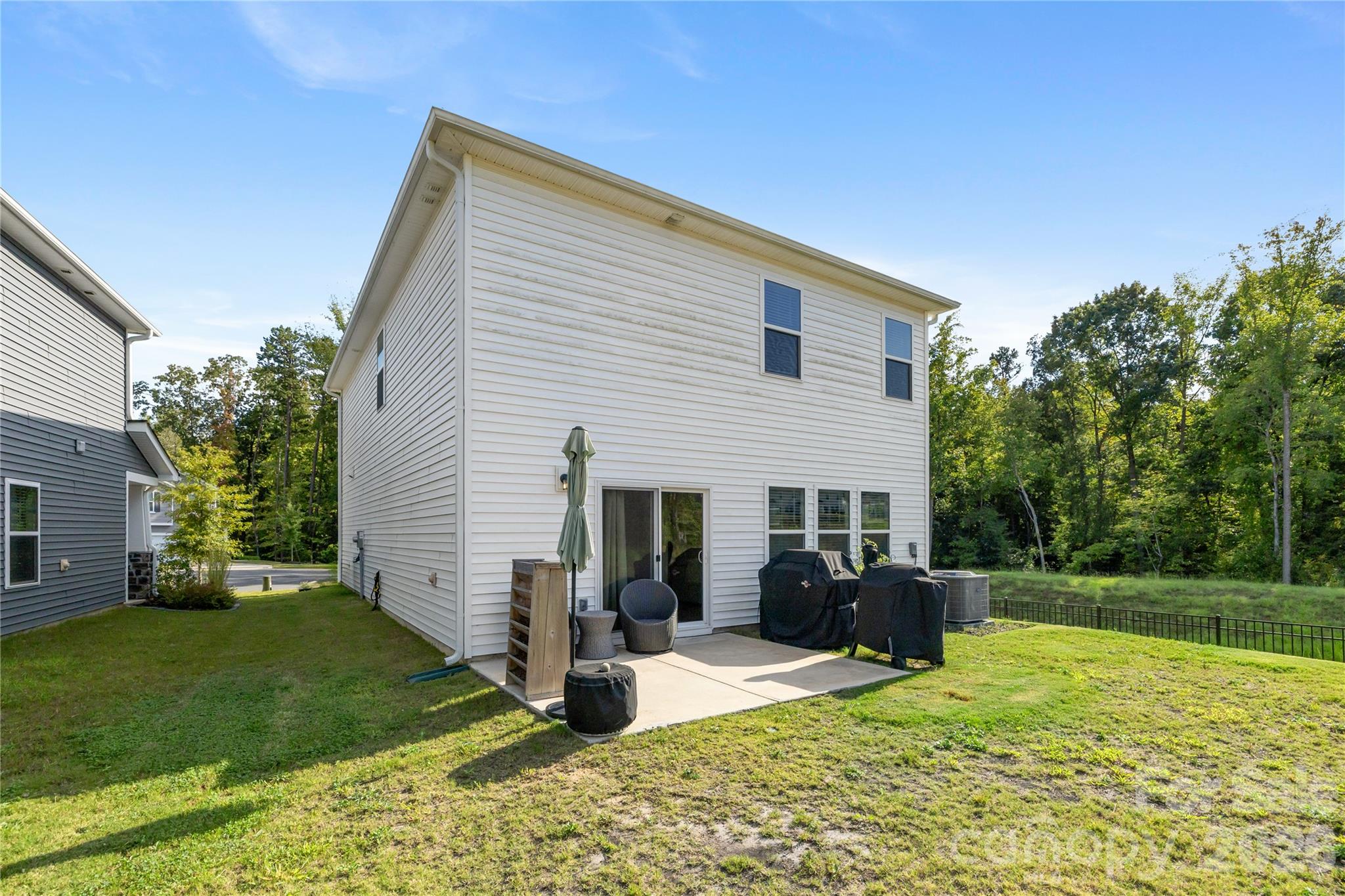 1107 Harland Street Property Photo 22