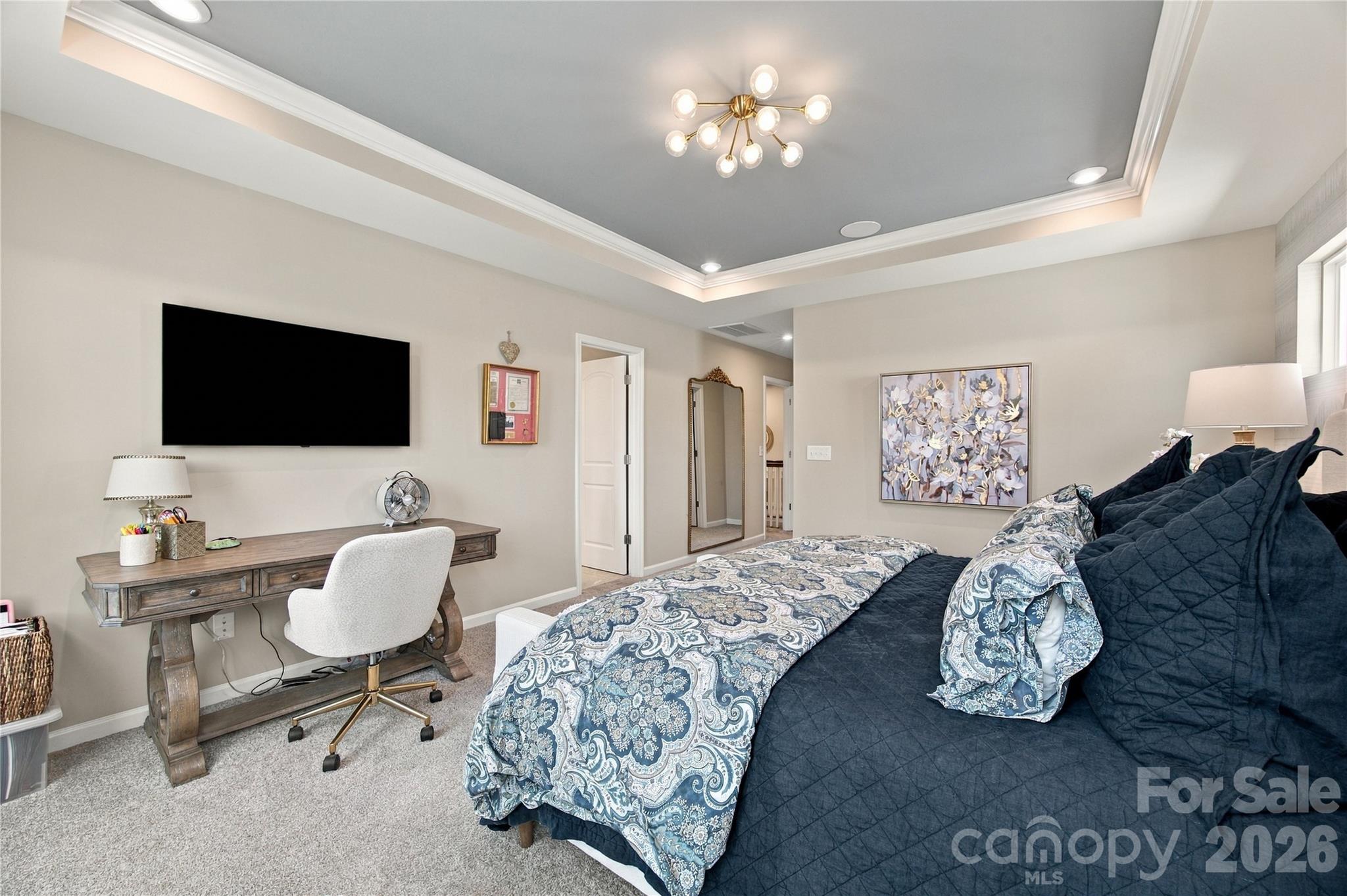 5626 De Vere Drive Property Photo 14