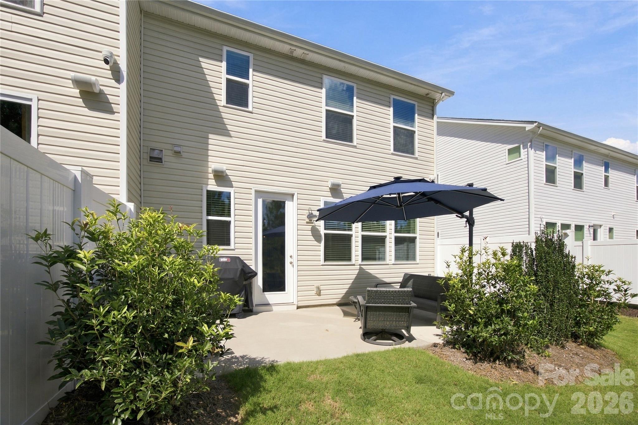 5626 De Vere Drive Property Photo 26