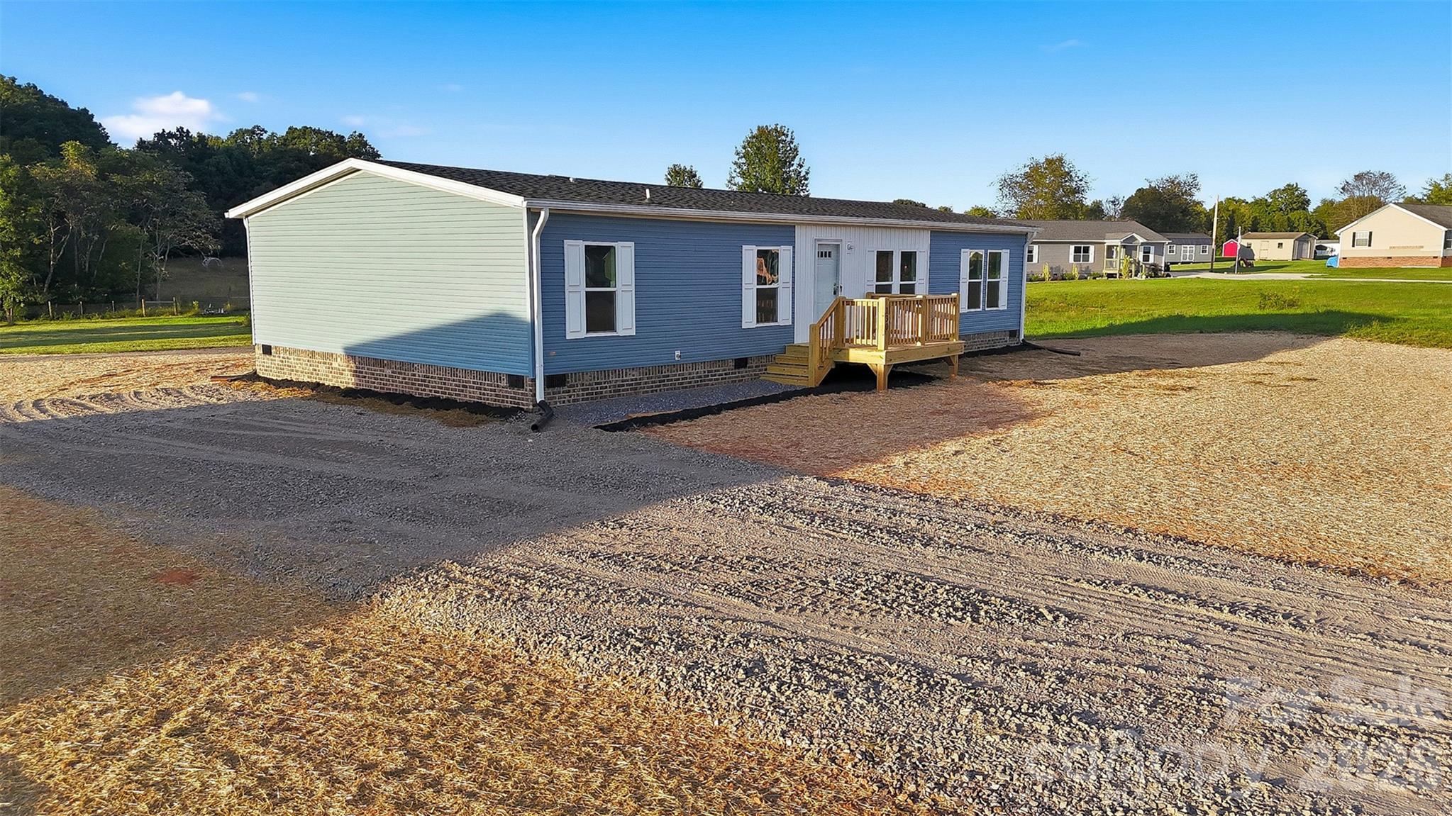 130 Speaks Road Property Photo 2