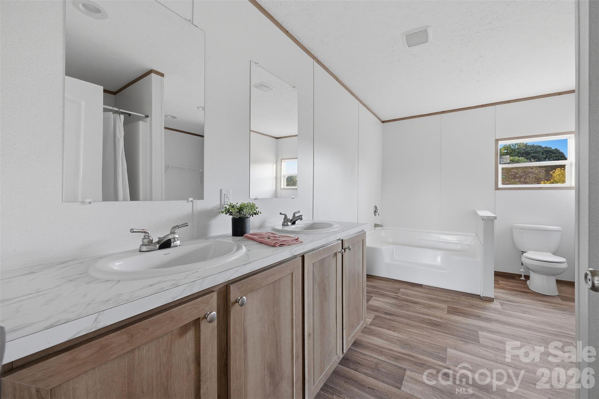 130 Speaks Road Property Photo 16