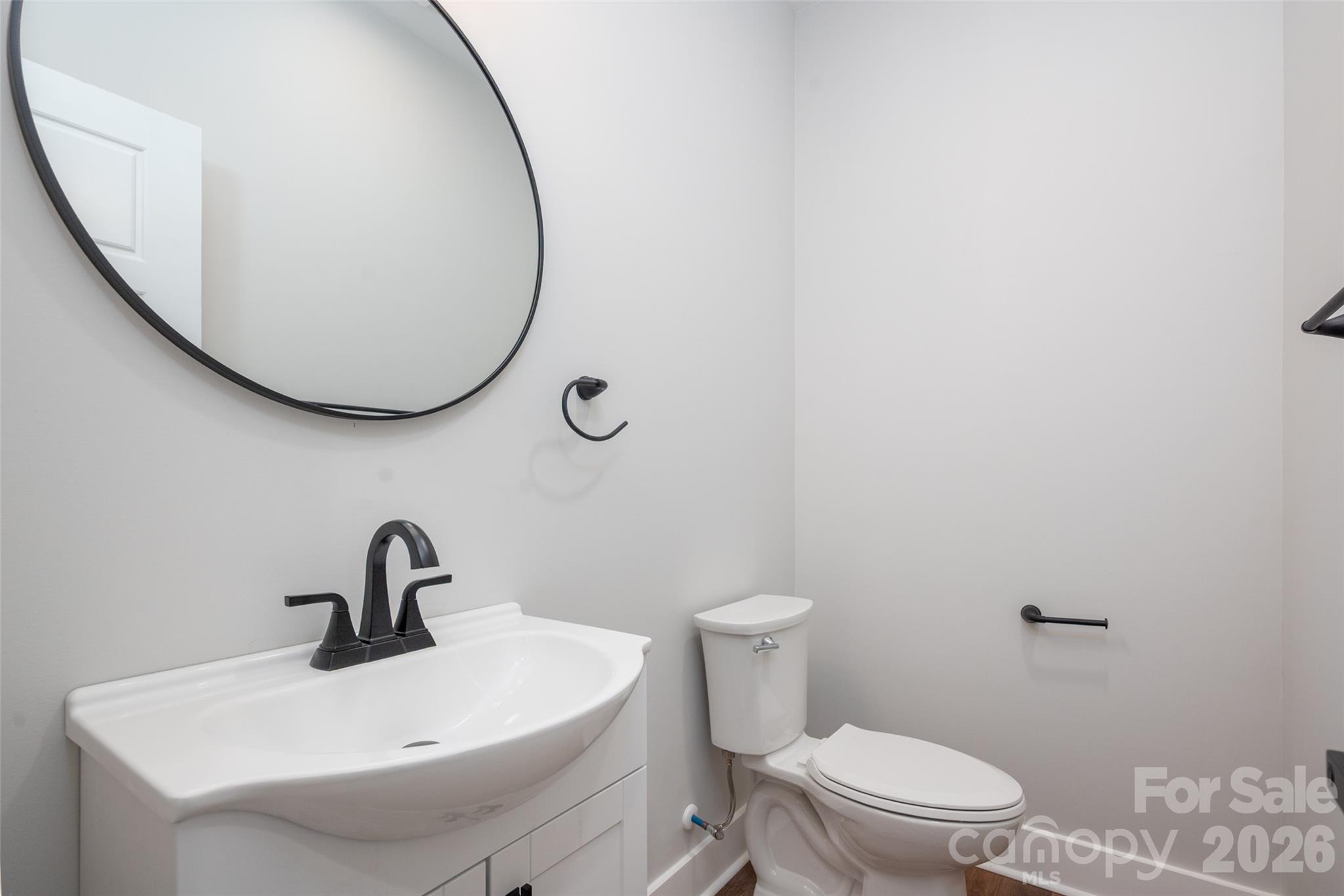 1490 Oakwood Avenue Property Photo 37