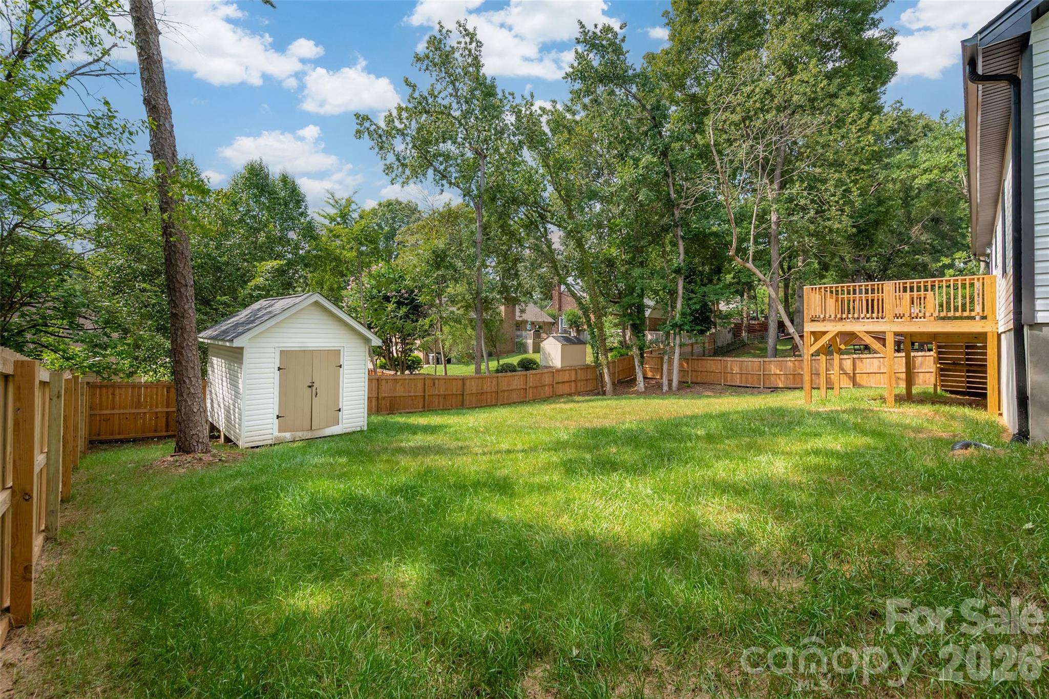 1490 Oakwood Avenue Property Photo 44