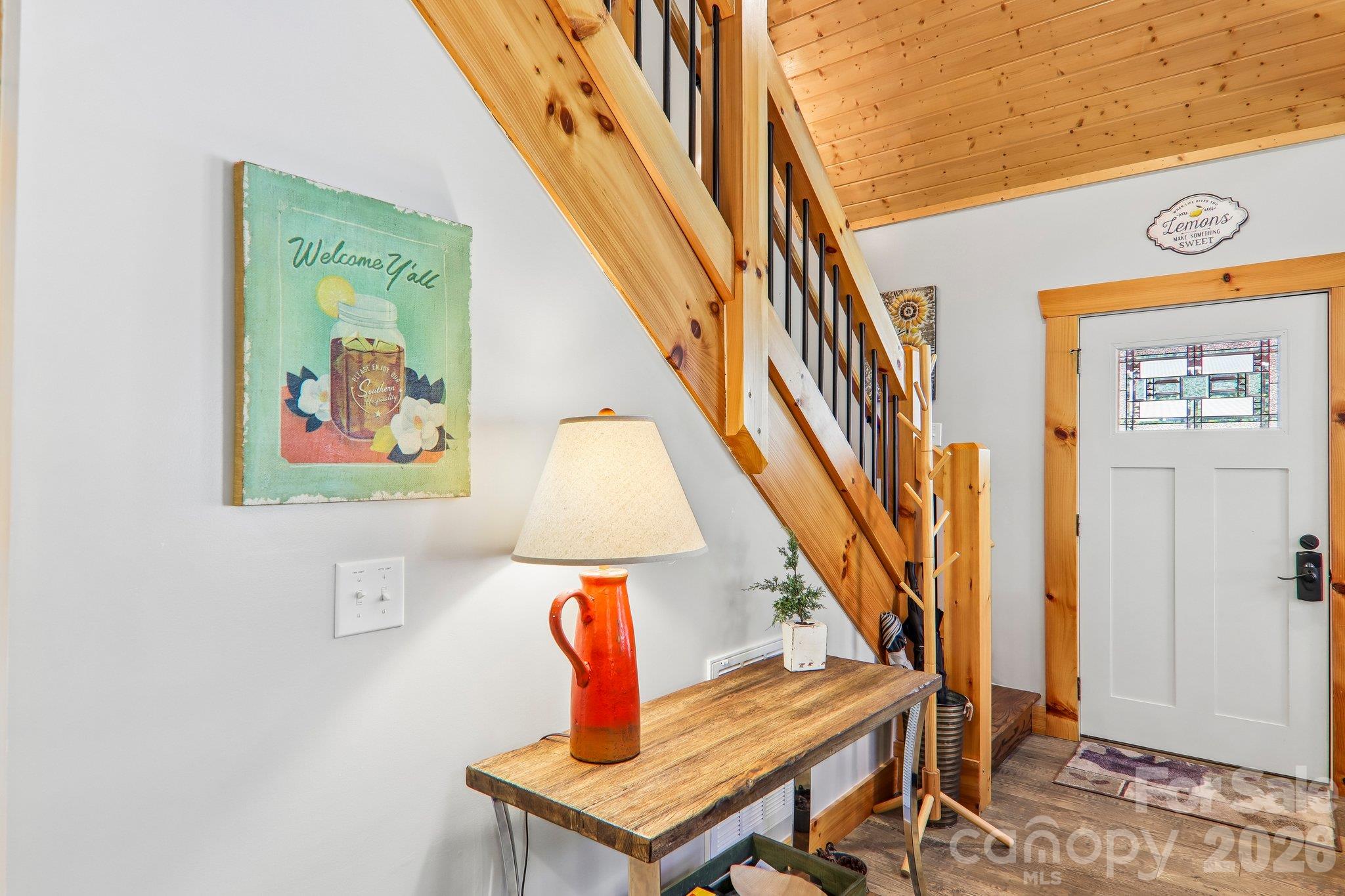 589 Panoramic Loop Property Photo 31