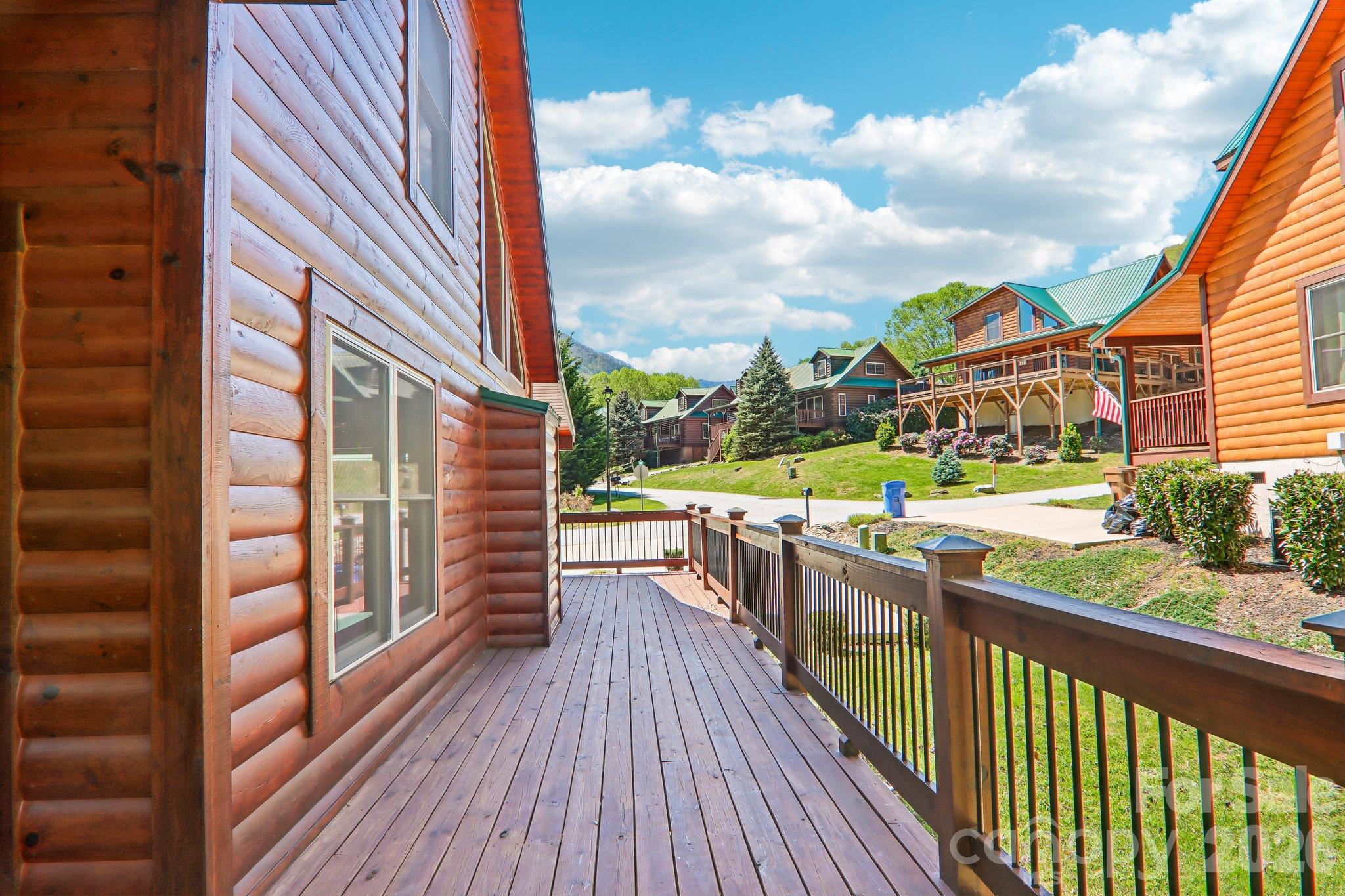 589 Panoramic Loop Property Photo 45