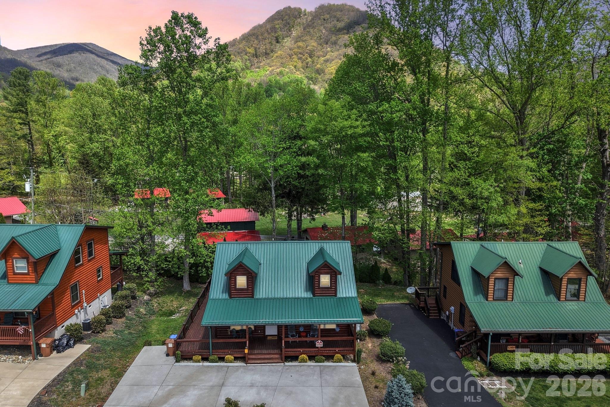 589 Panoramic Loop Property Photo 48