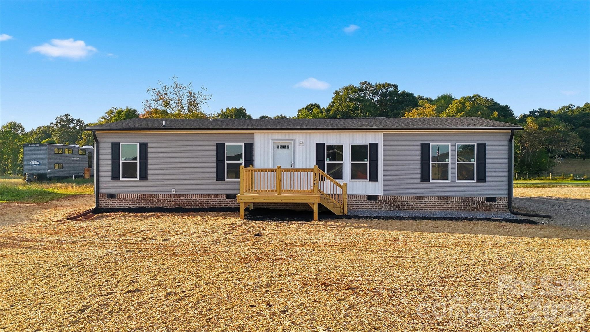 136 Speaks Road Property Photo 6