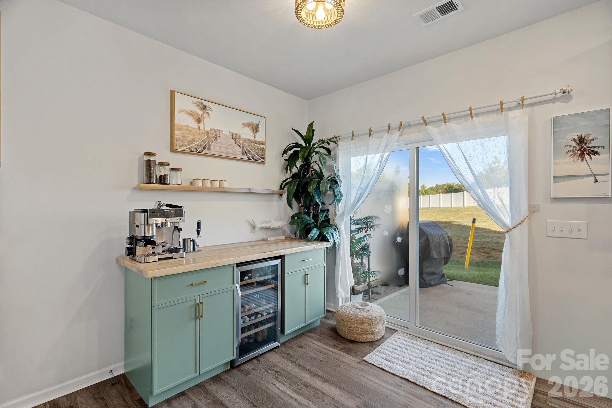8186 Sheffield Drive Property Photo 10