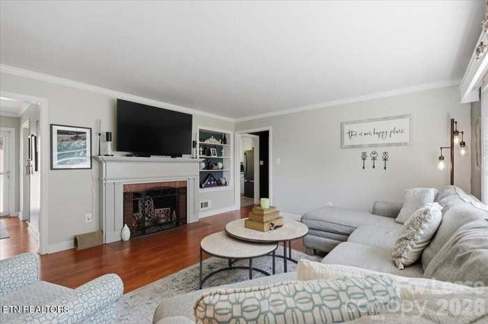 1604 Linda Lane Property Photo 6