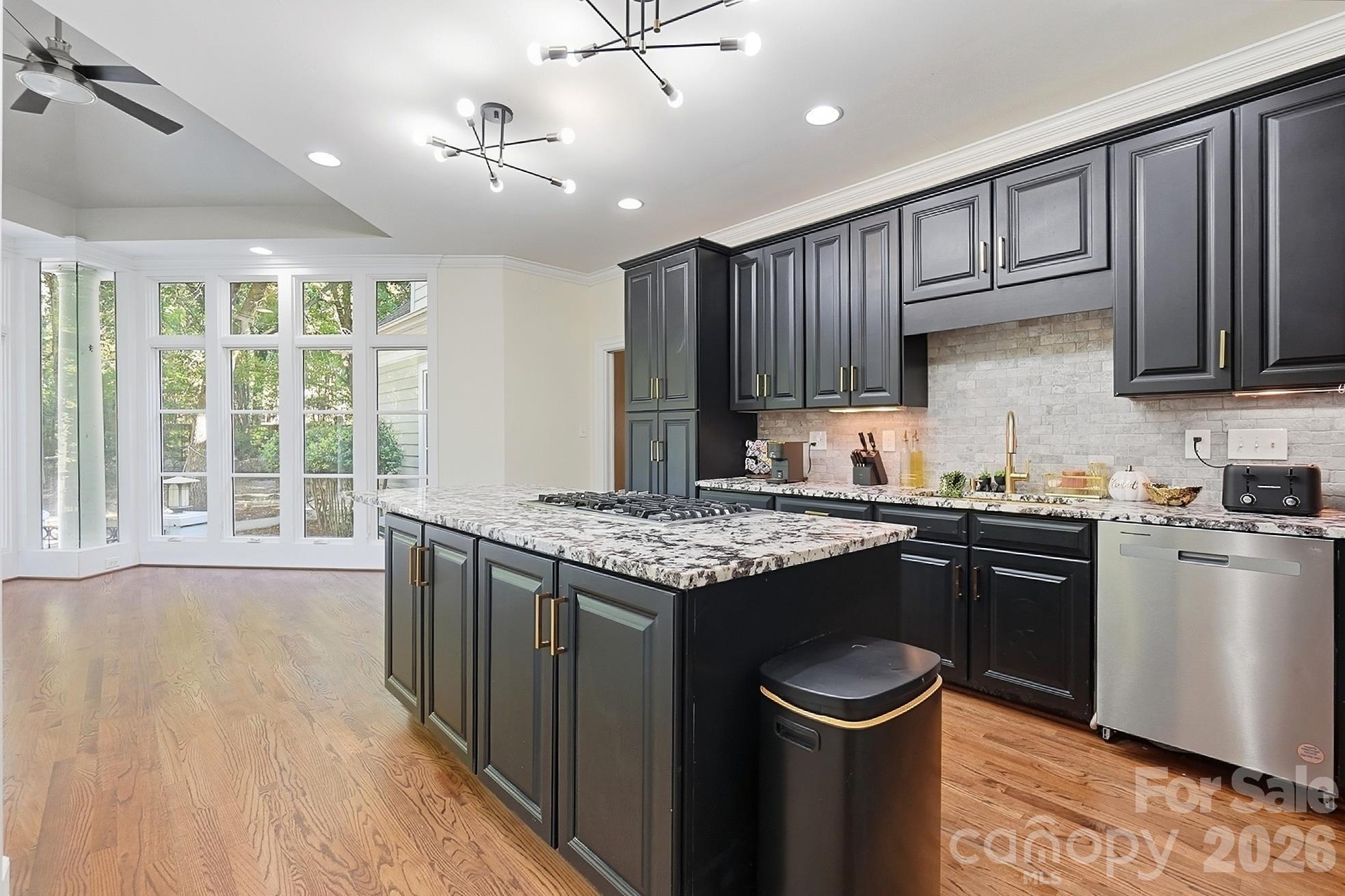 3501 Castellaine Drive Property Photo 20