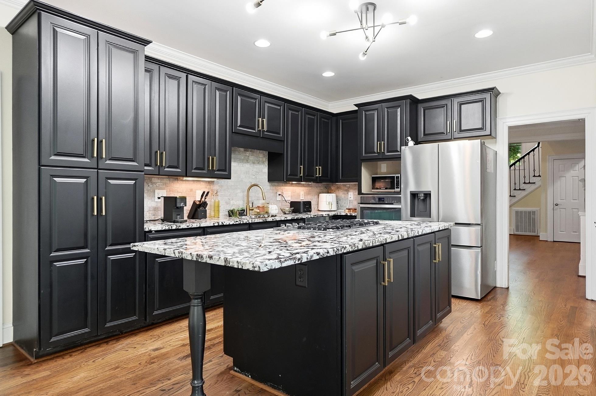 3501 Castellaine Drive Property Photo 21