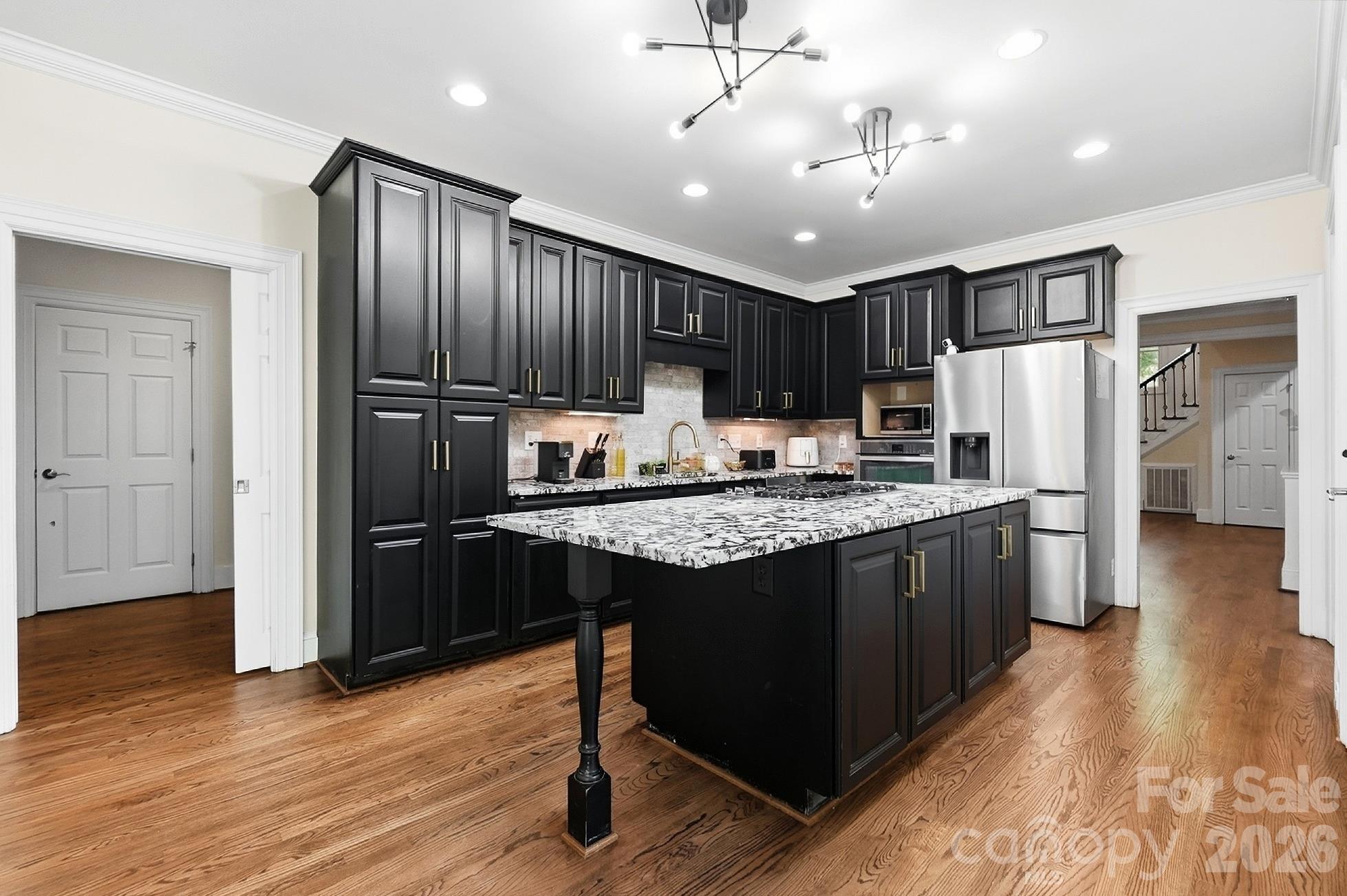 3501 Castellaine Drive Property Photo 22