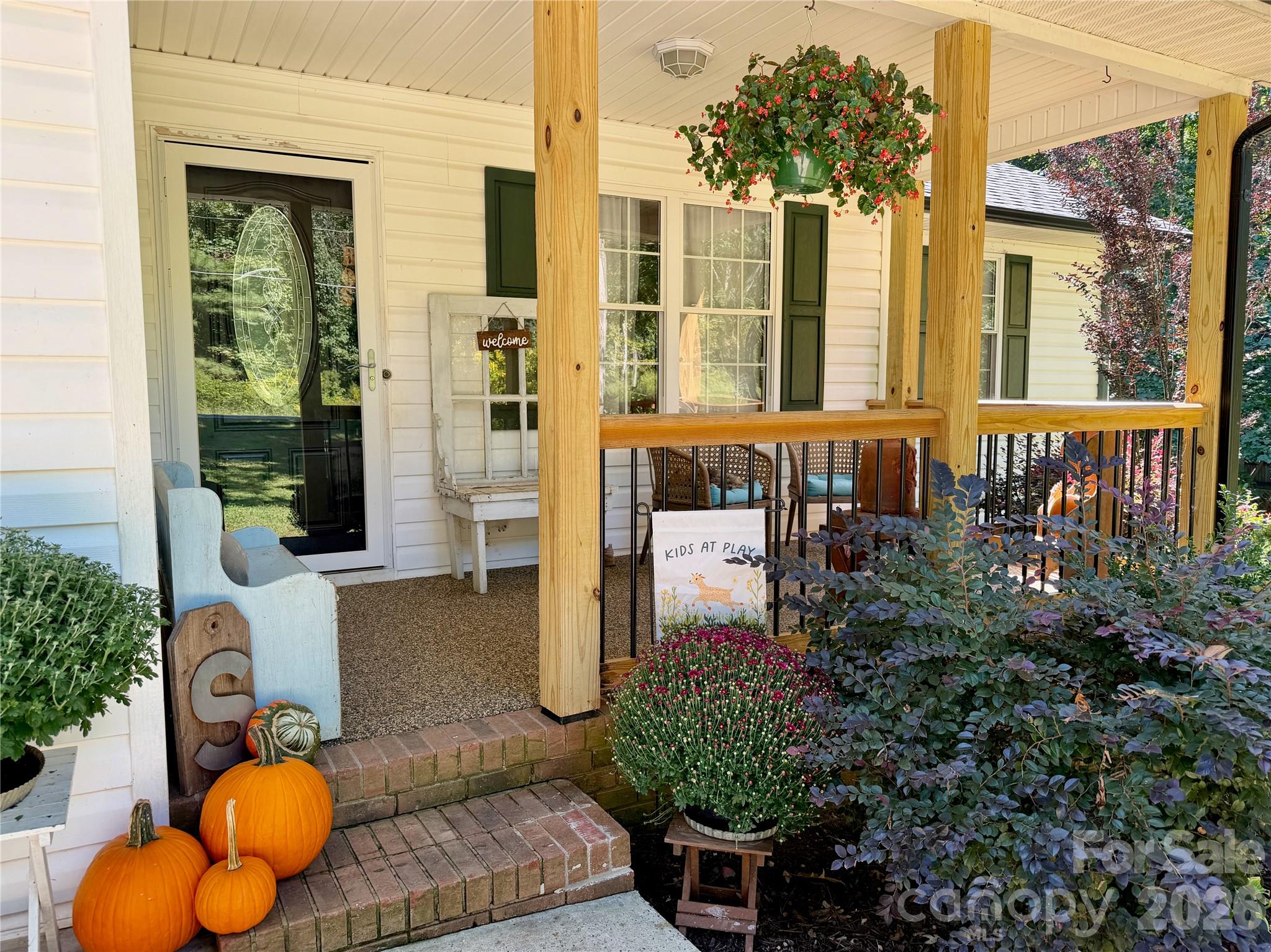 7180 Forney Hill Road Property Photo 2