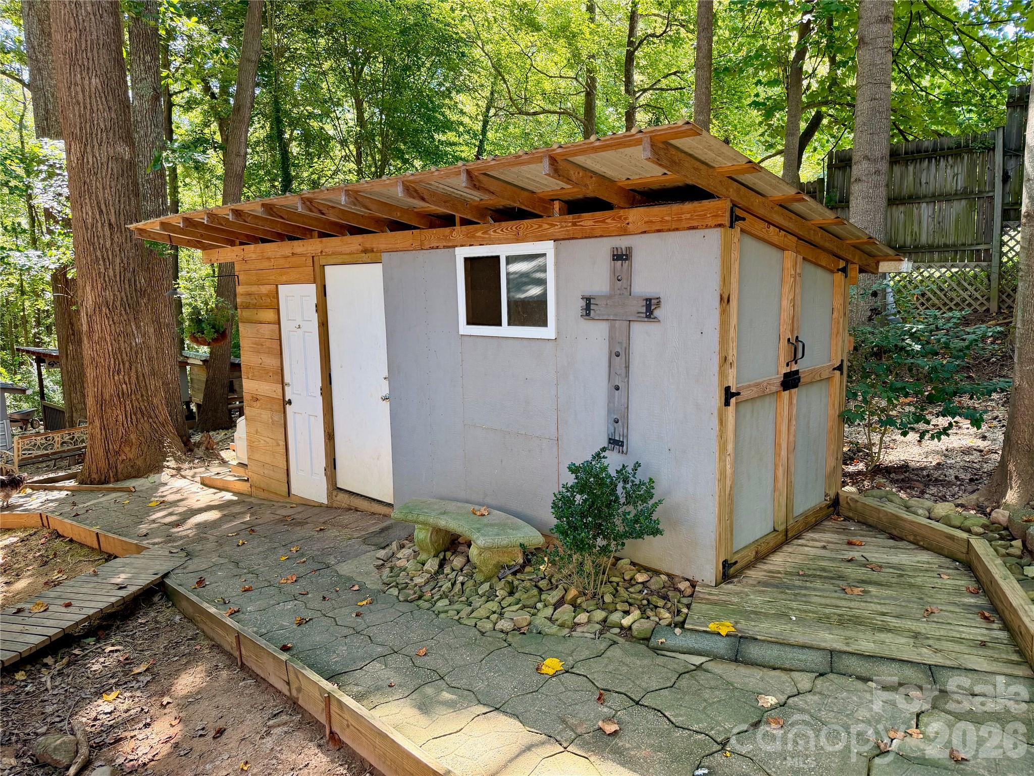 7180 Forney Hill Road Property Photo 6
