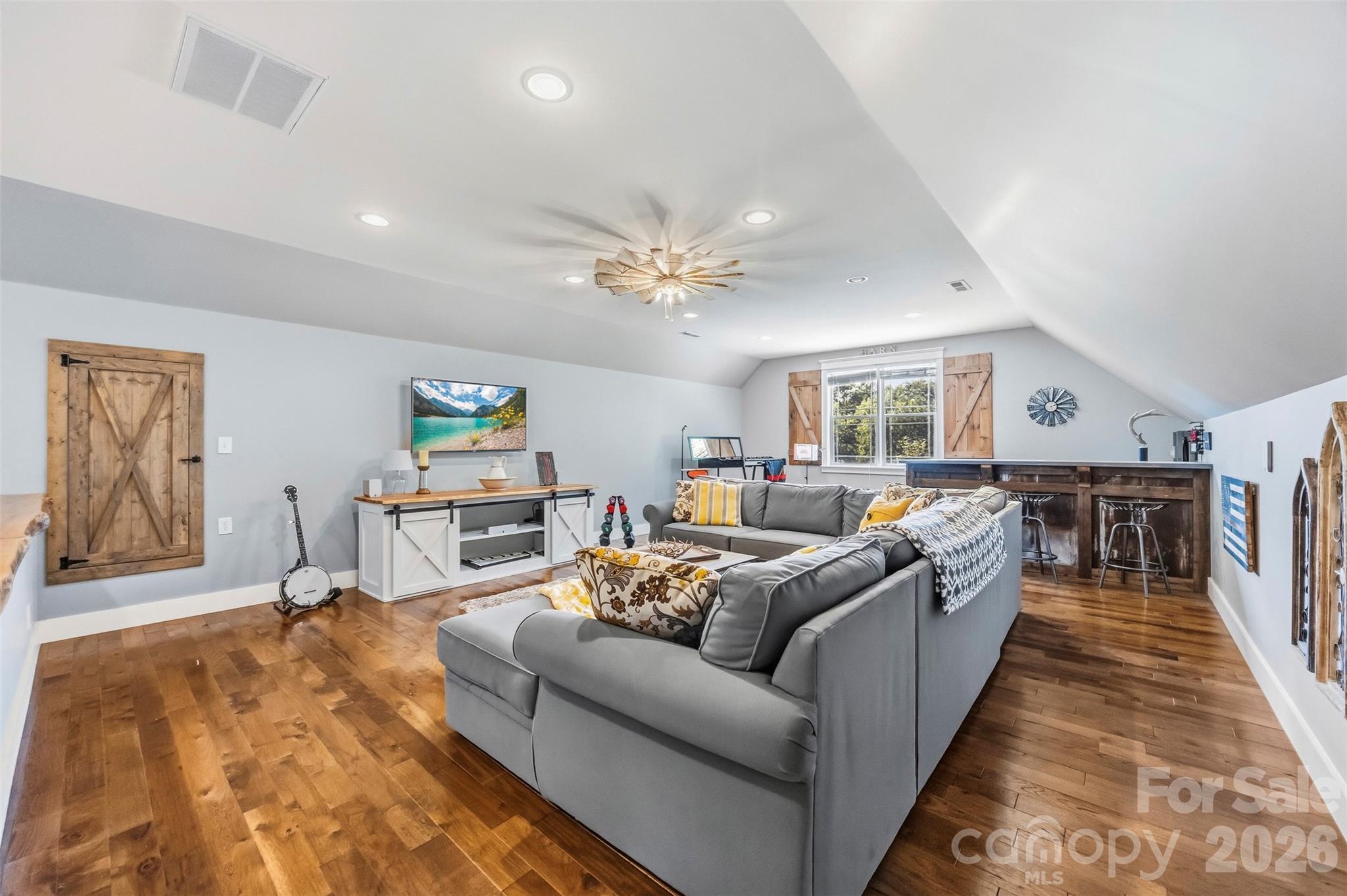 8360 Pleasant Meadows Lane Property Photo 35