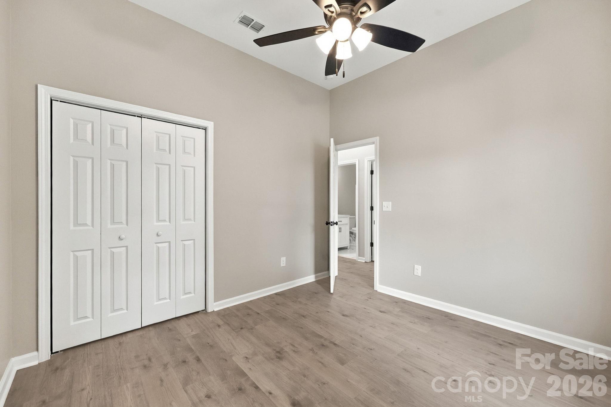 1211 Glenwood Avenue Property Photo 13