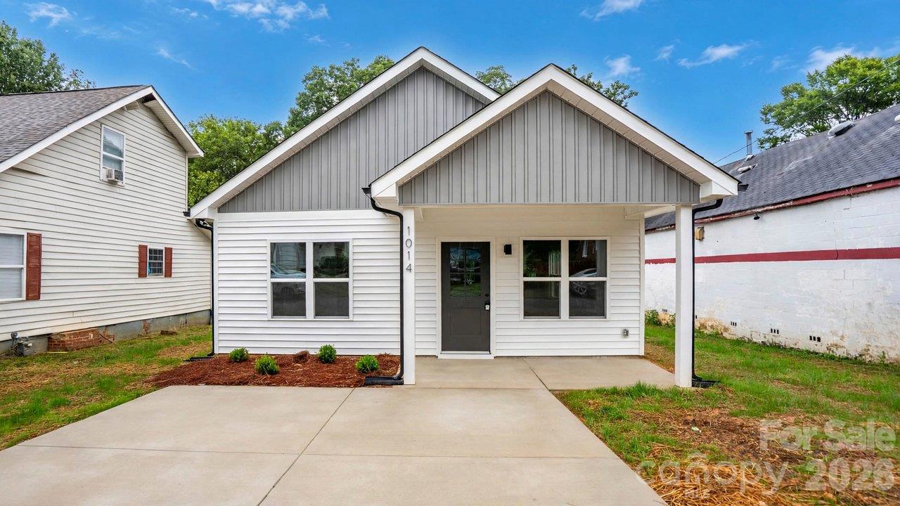 1014 Horah Street Property Photo 1