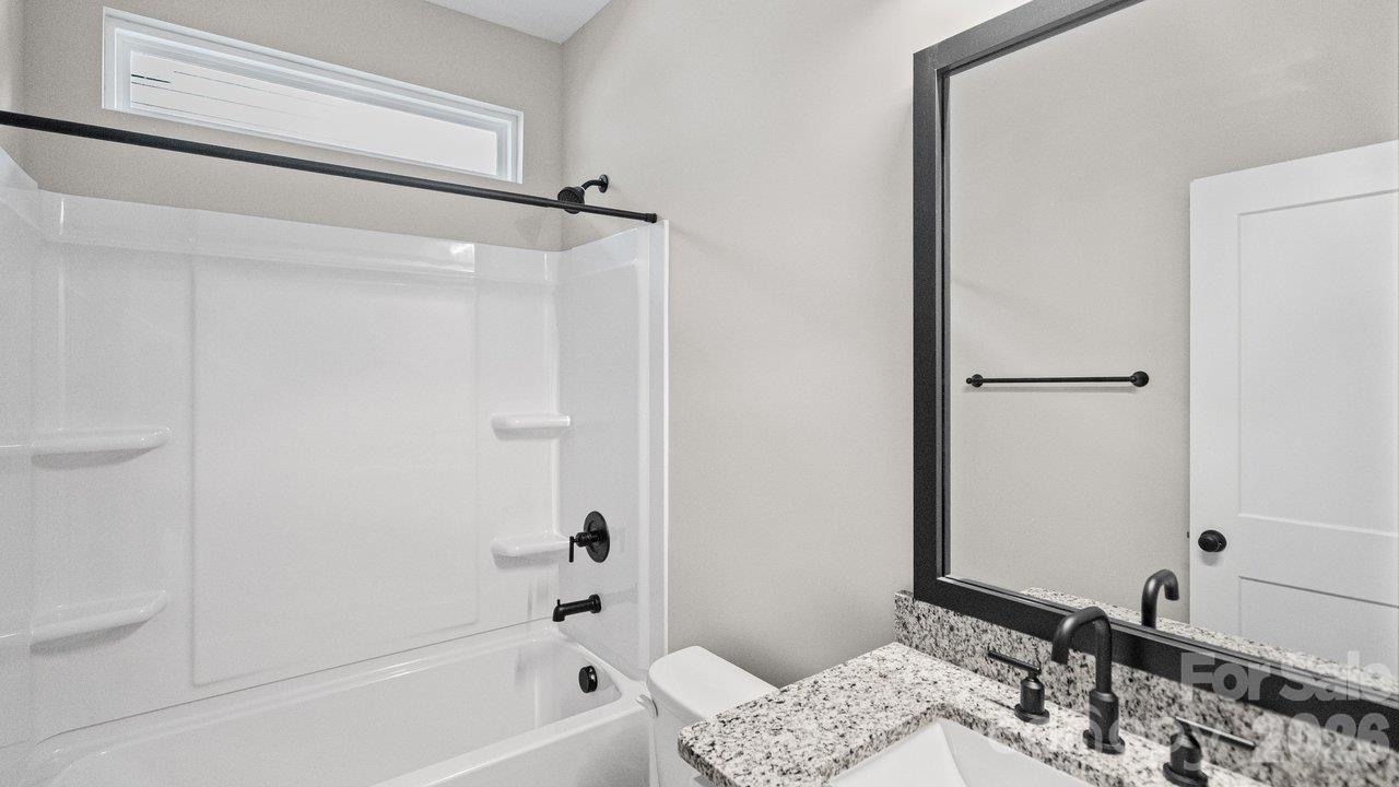 1014 Horah Street Property Photo 14