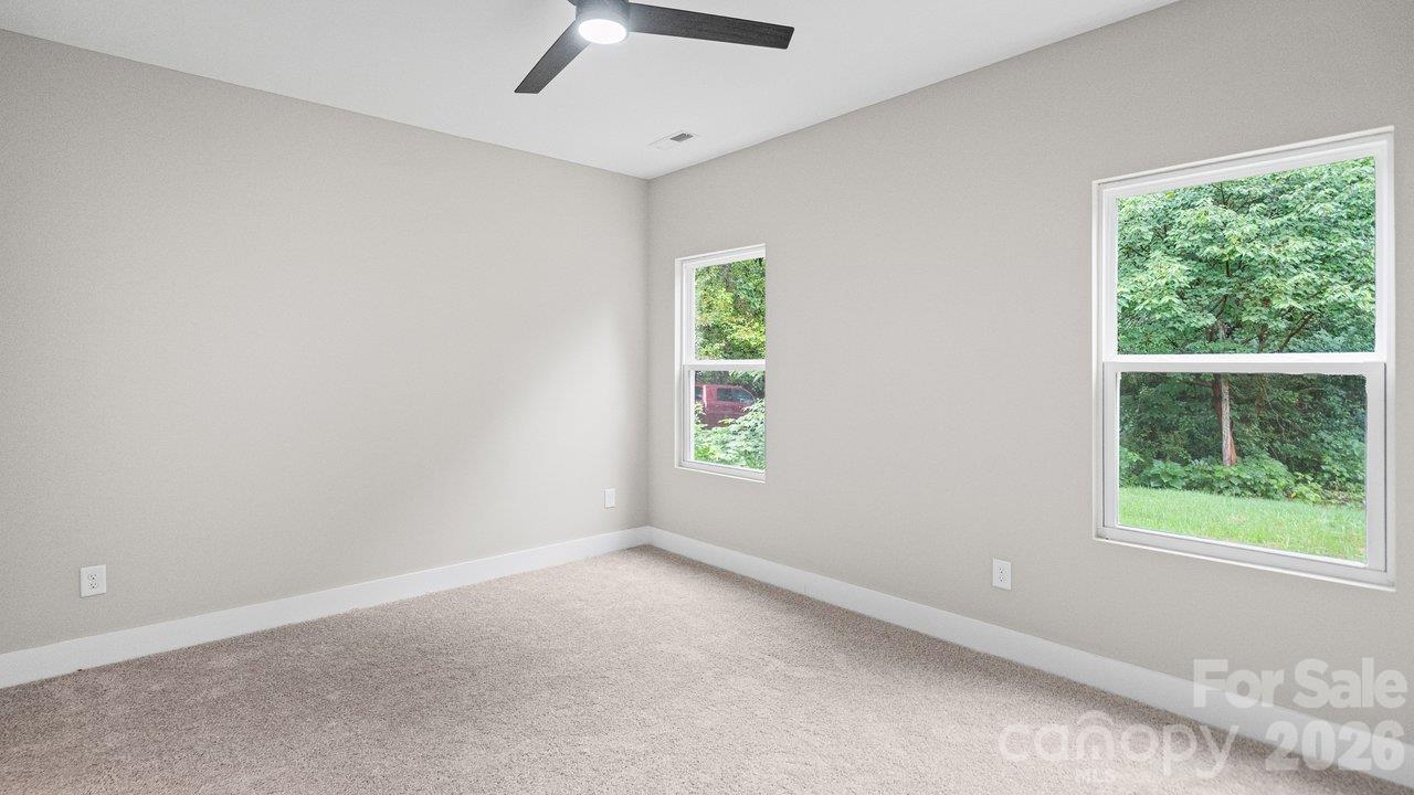 1014 Horah Street Property Photo 17