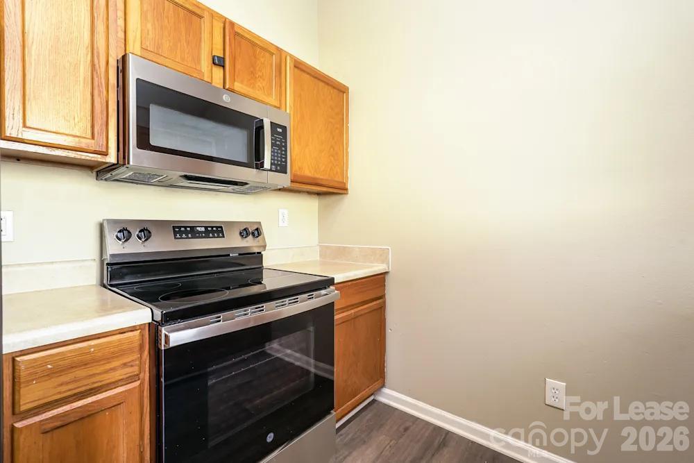 3737 Foxton Drive Property Photo 3